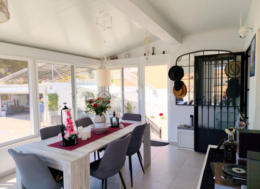Resale - Villa -
Vista Bella Golf Resort
