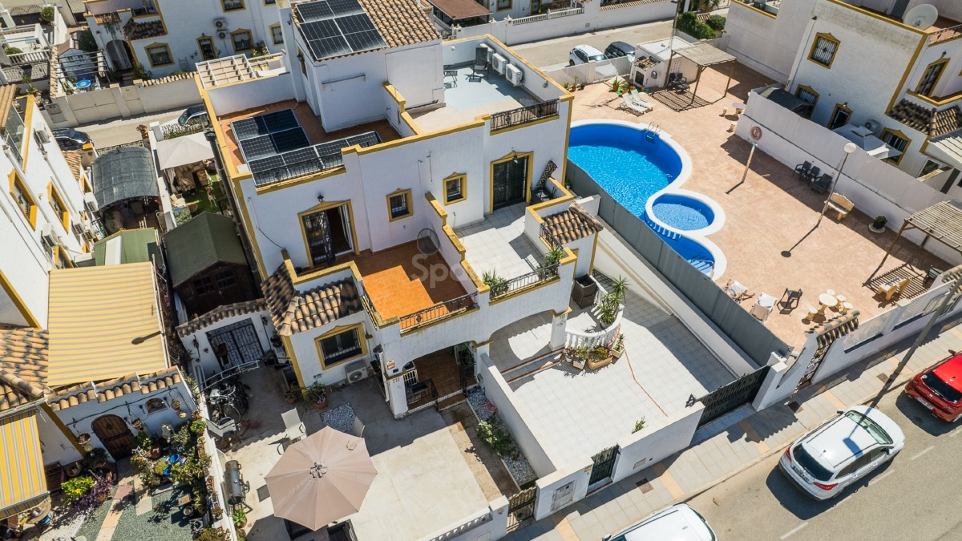 Resale - Villa -
VISTABELLA GOLF - Entre Naranjos