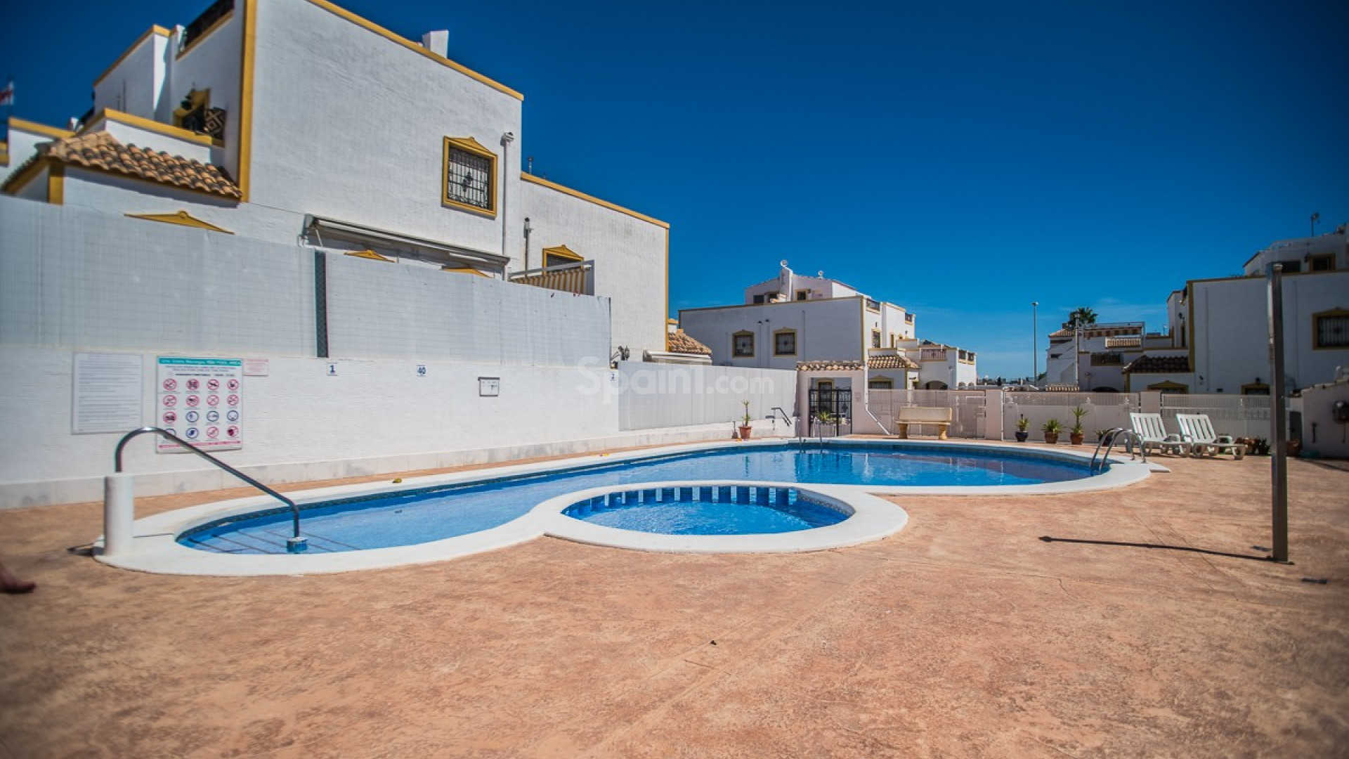Resale - Villa -
VISTABELLA GOLF - Entre Naranjos