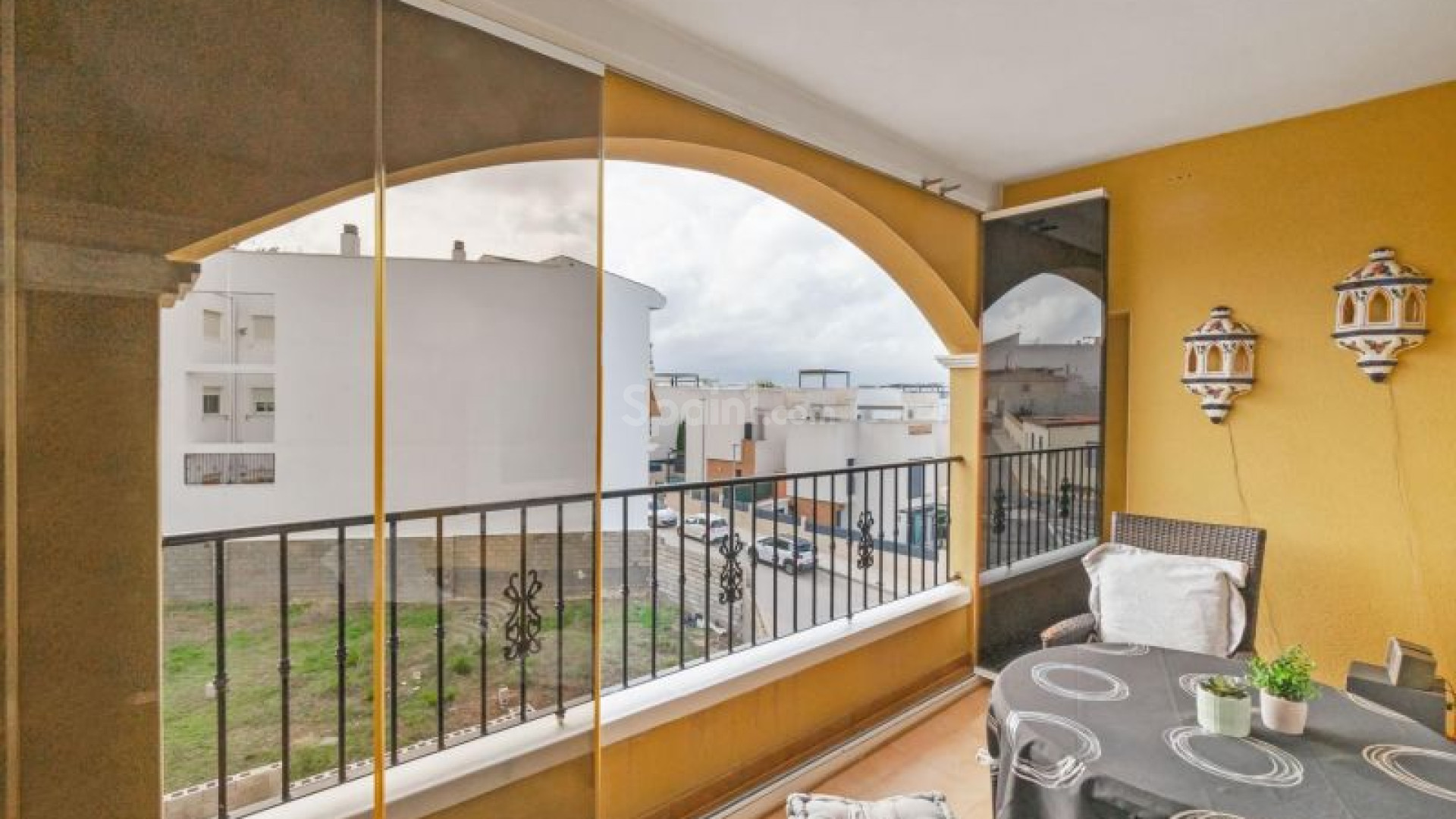 Resale - Wohnung -
Benijofar