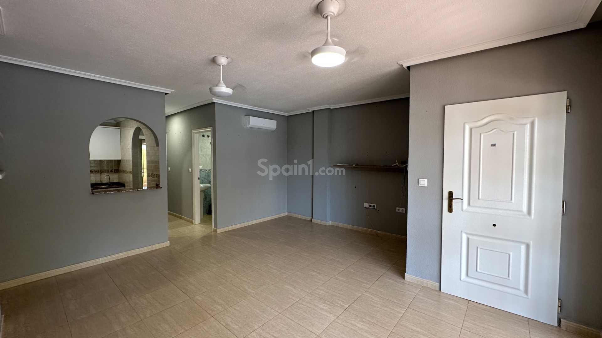 Resale - Wohnung -
Daya Nueva - Costa Blanca Sur