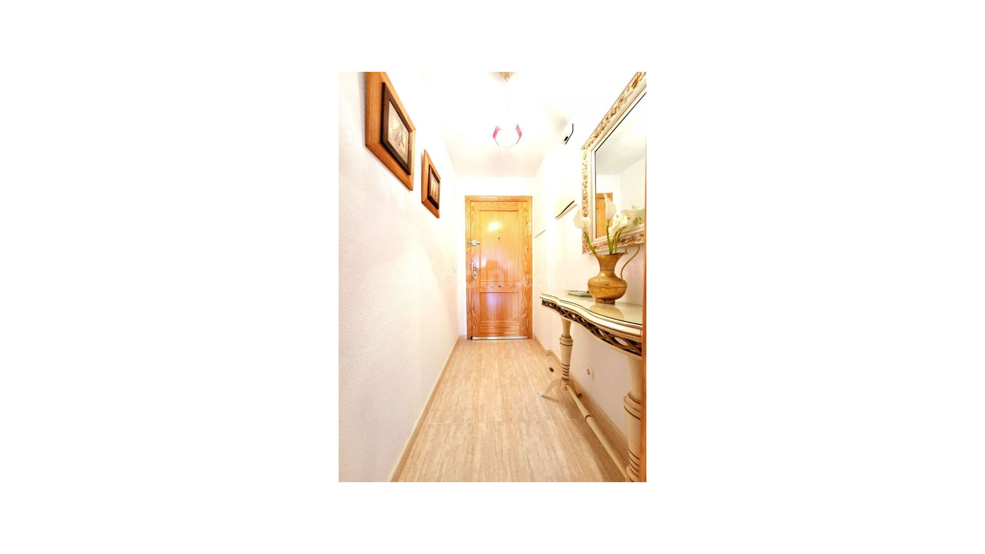 Resale - Wohnung -
Dehesa de Campoamor - Campoamor