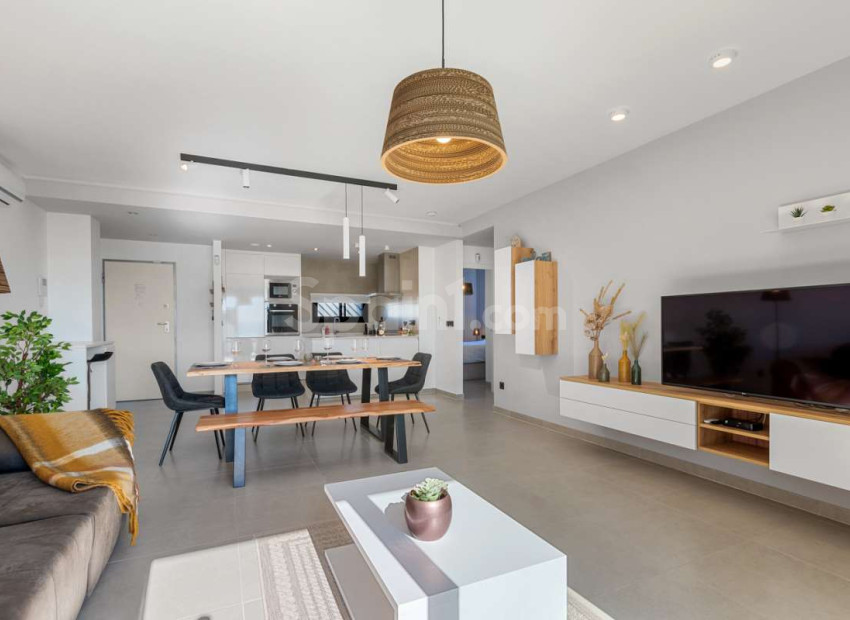 Resale - Wohnung -
El Raso