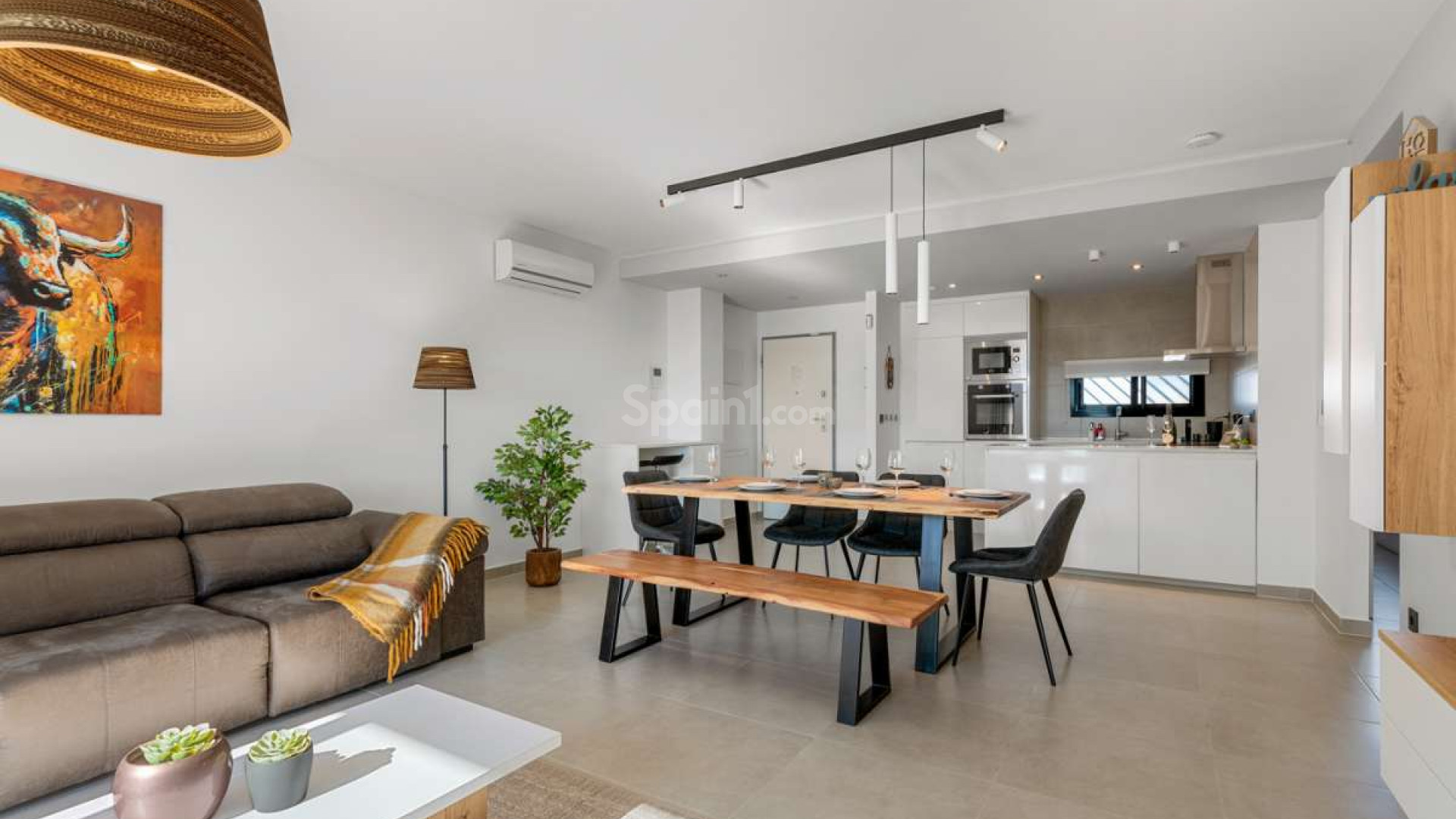 Resale - Wohnung -
El Raso