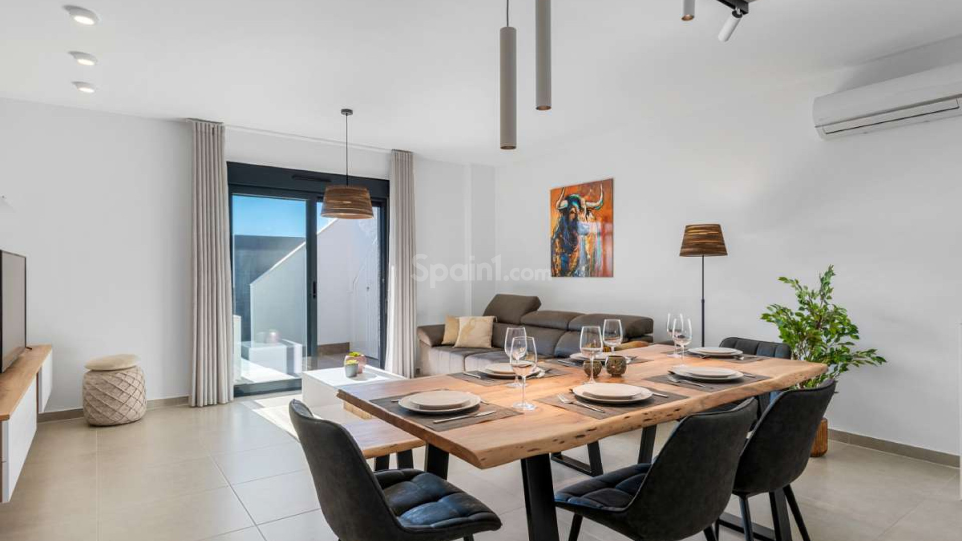 Resale - Wohnung -
El Raso