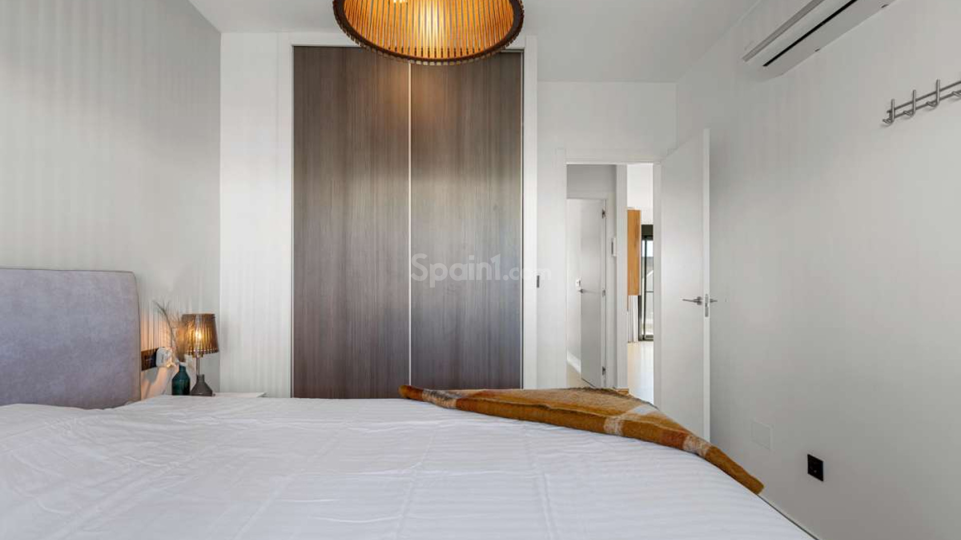 Resale - Wohnung -
El Raso