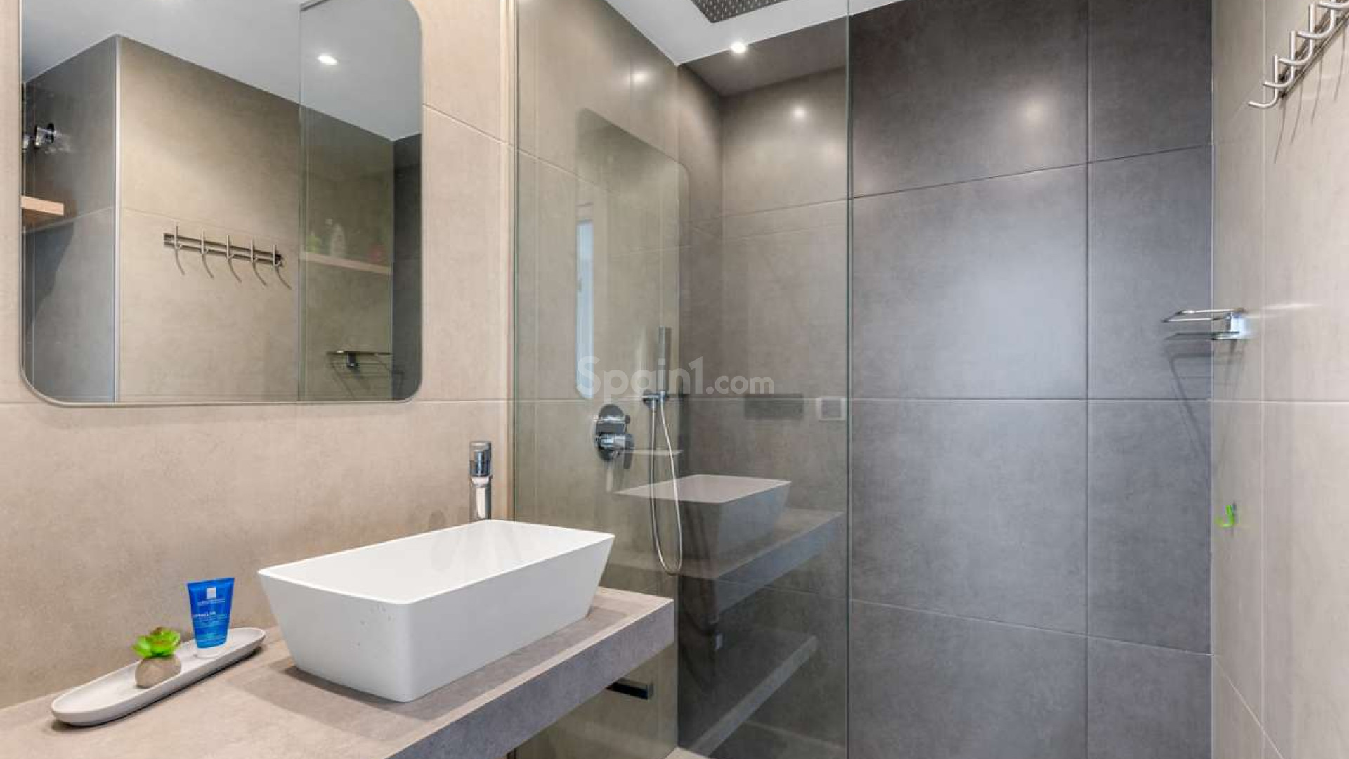 Resale - Wohnung -
El Raso