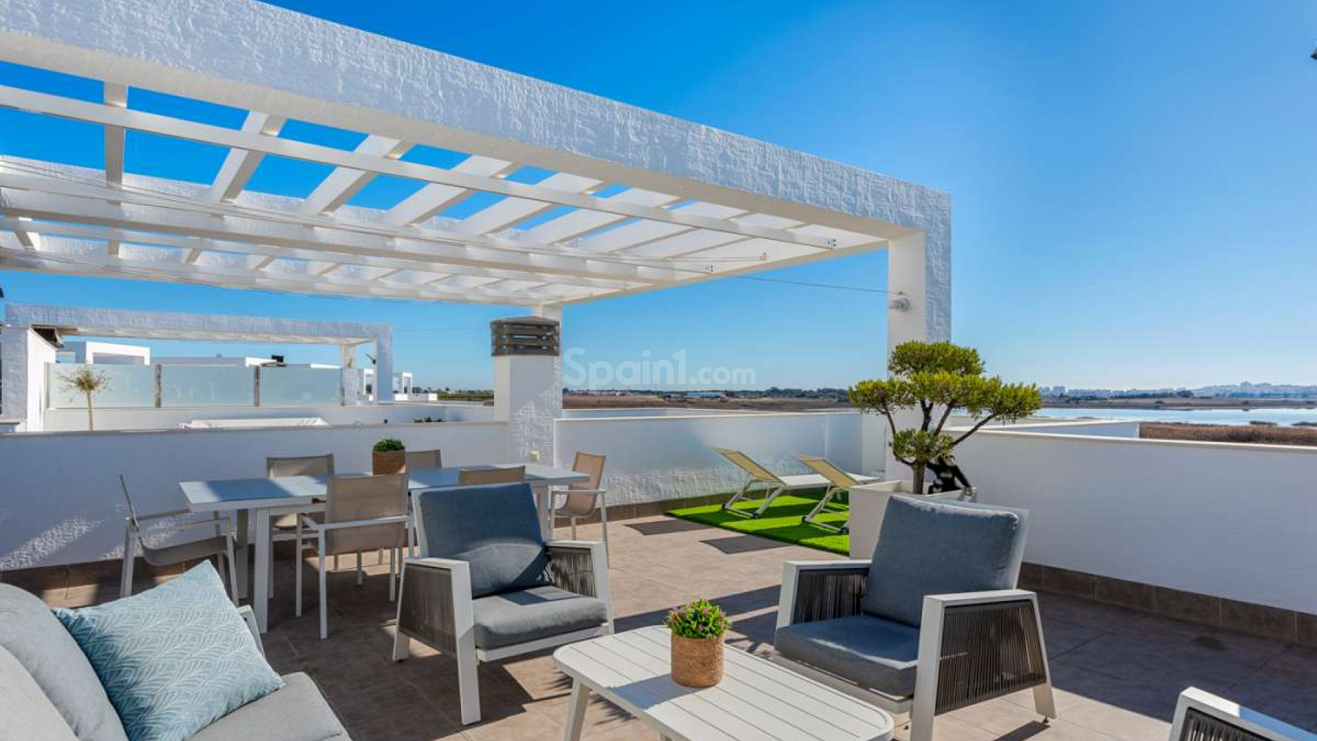 Resale - Wohnung -
El Raso