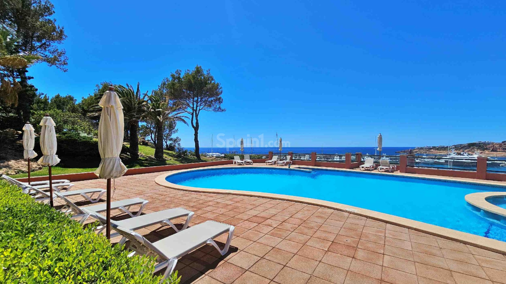 Resale - Wohnung -
El Toro - Calvià