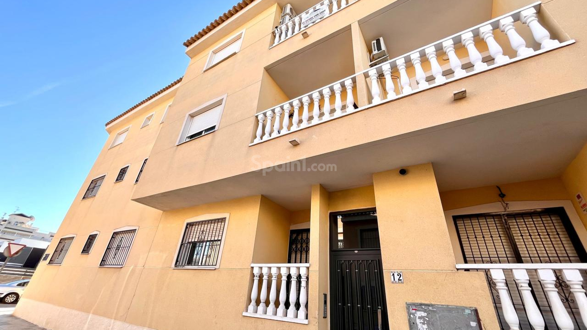 Resale - Wohnung -
Formentera de Segura