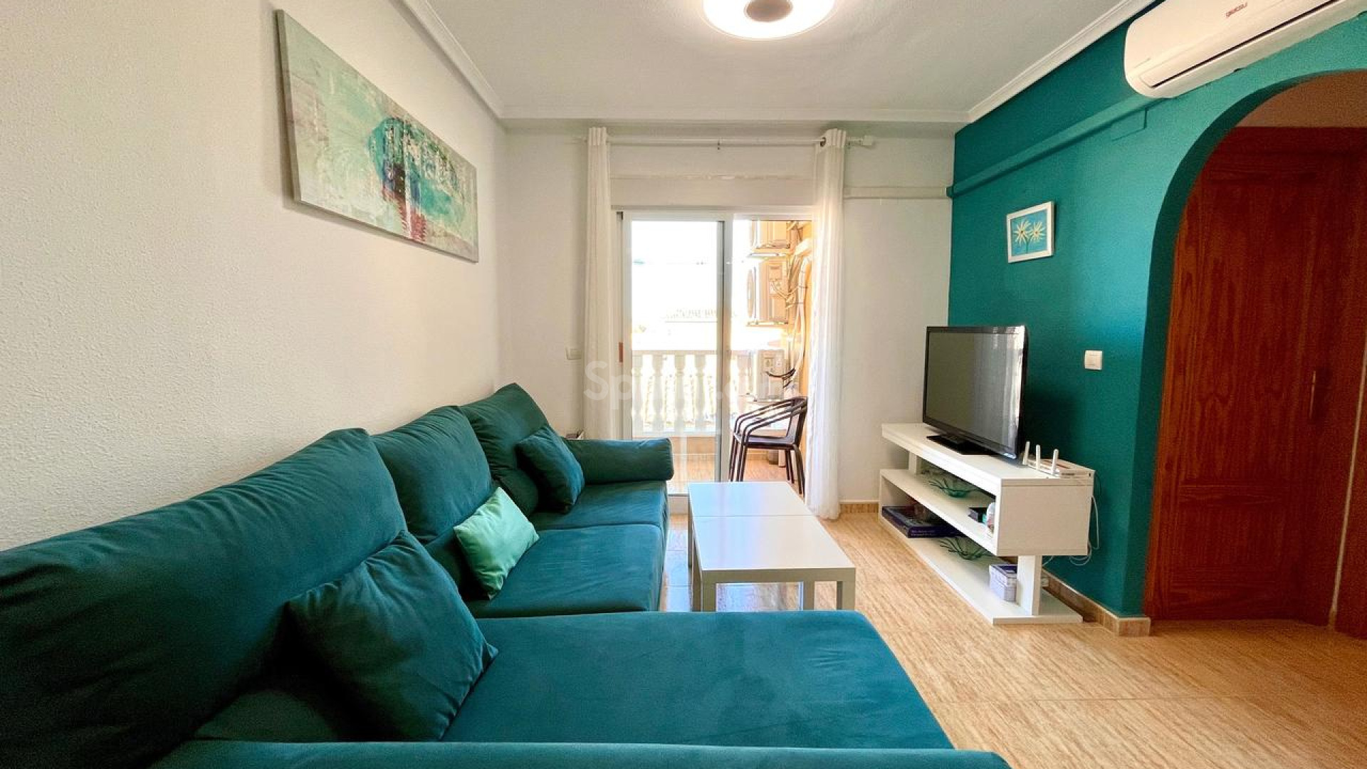 Resale - Wohnung -
Formentera de Segura