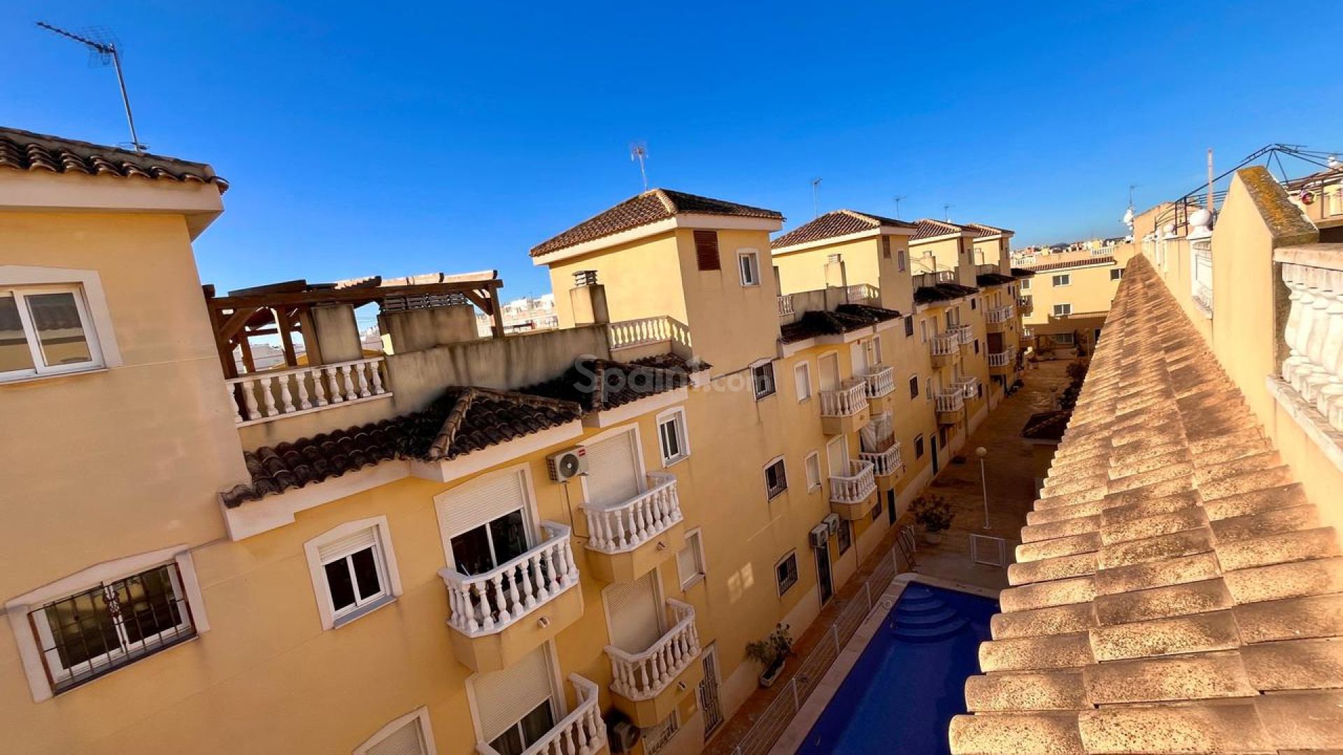 Resale - Wohnung -
Formentera de Segura
