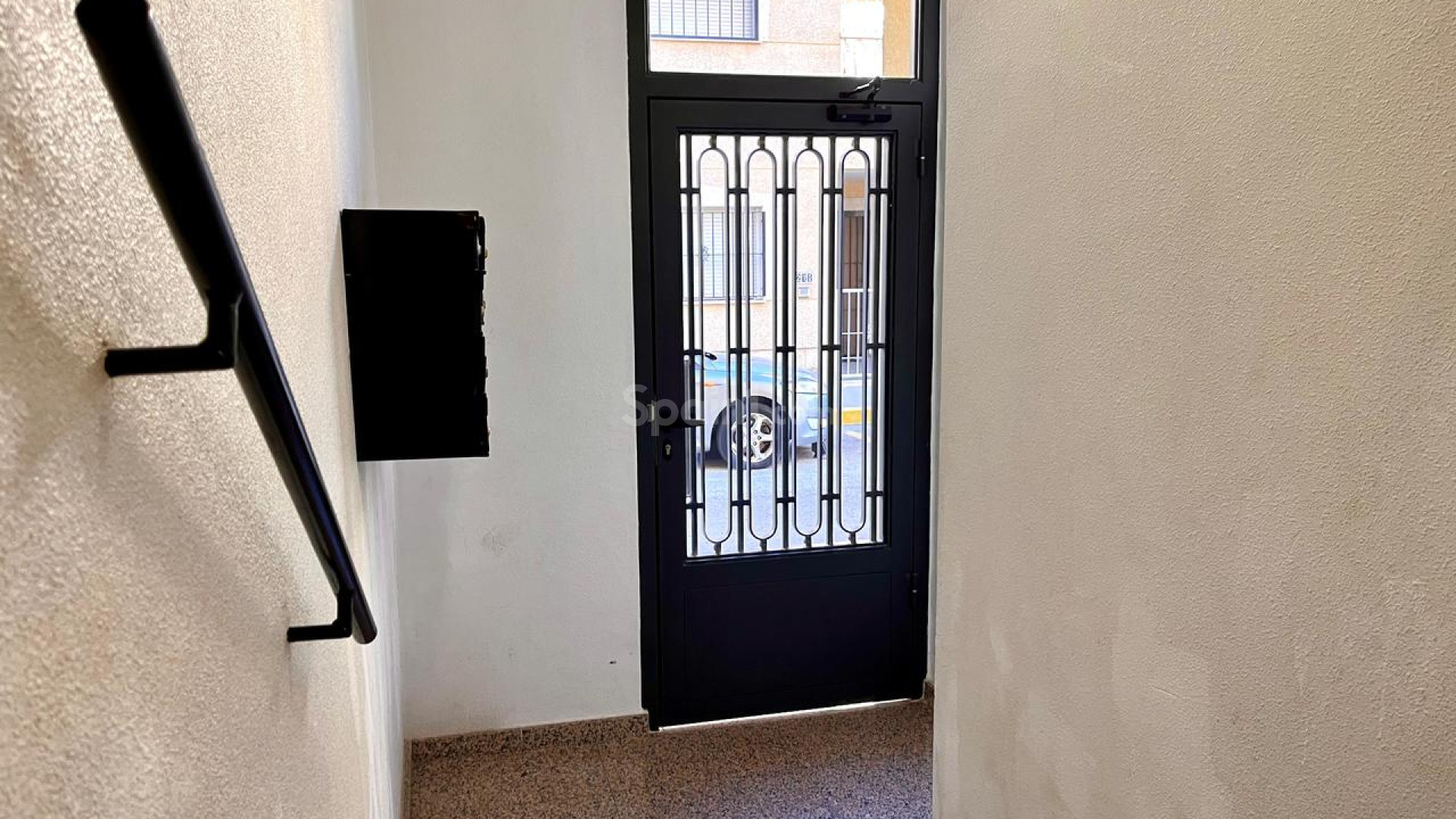 Resale - Wohnung -
Formentera de Segura