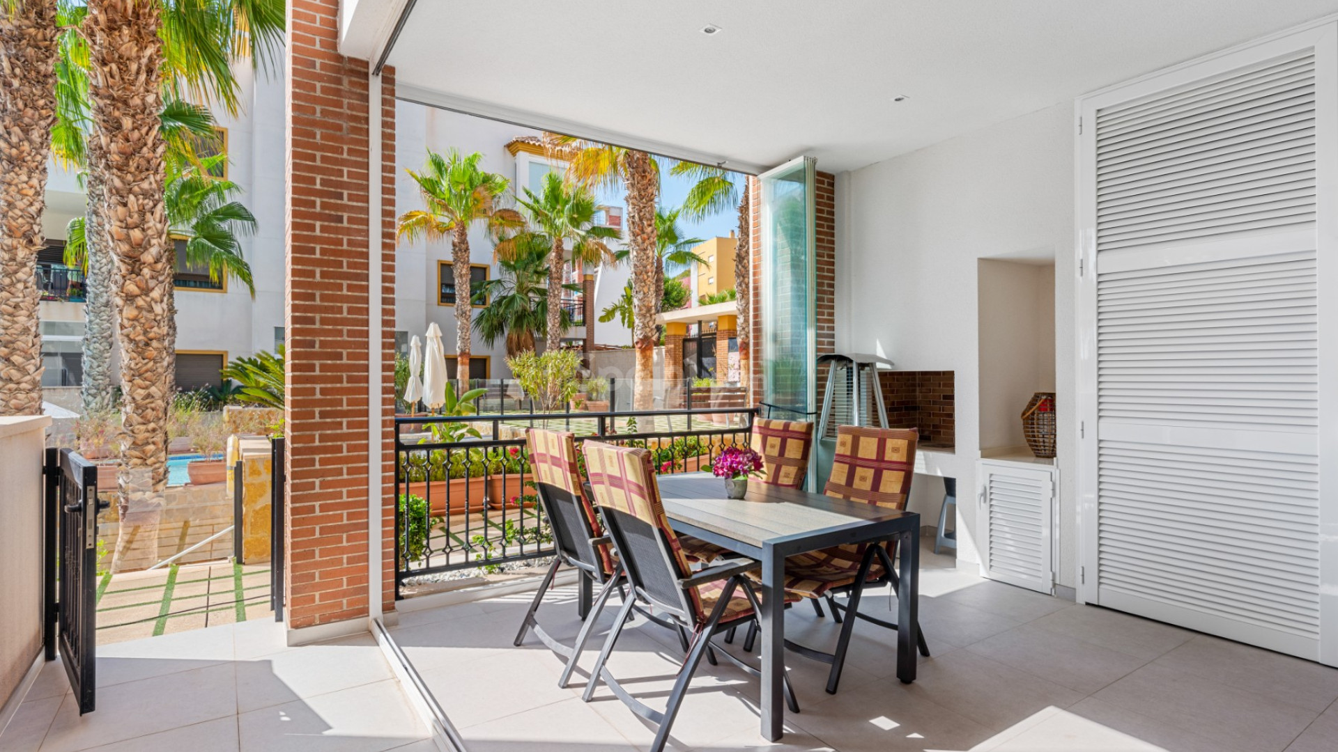 Resale - Wohnung -
Guardamar del Segura