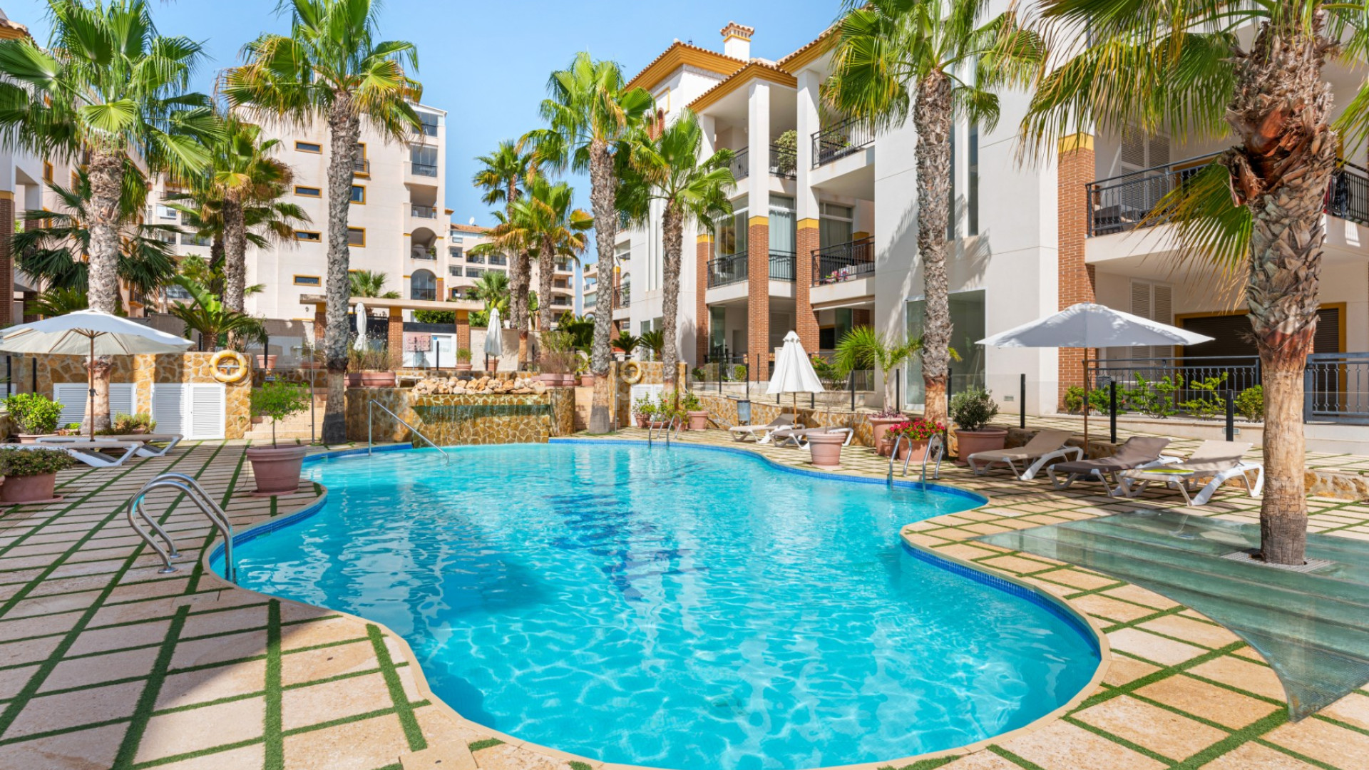 Resale - Wohnung -
Guardamar del Segura