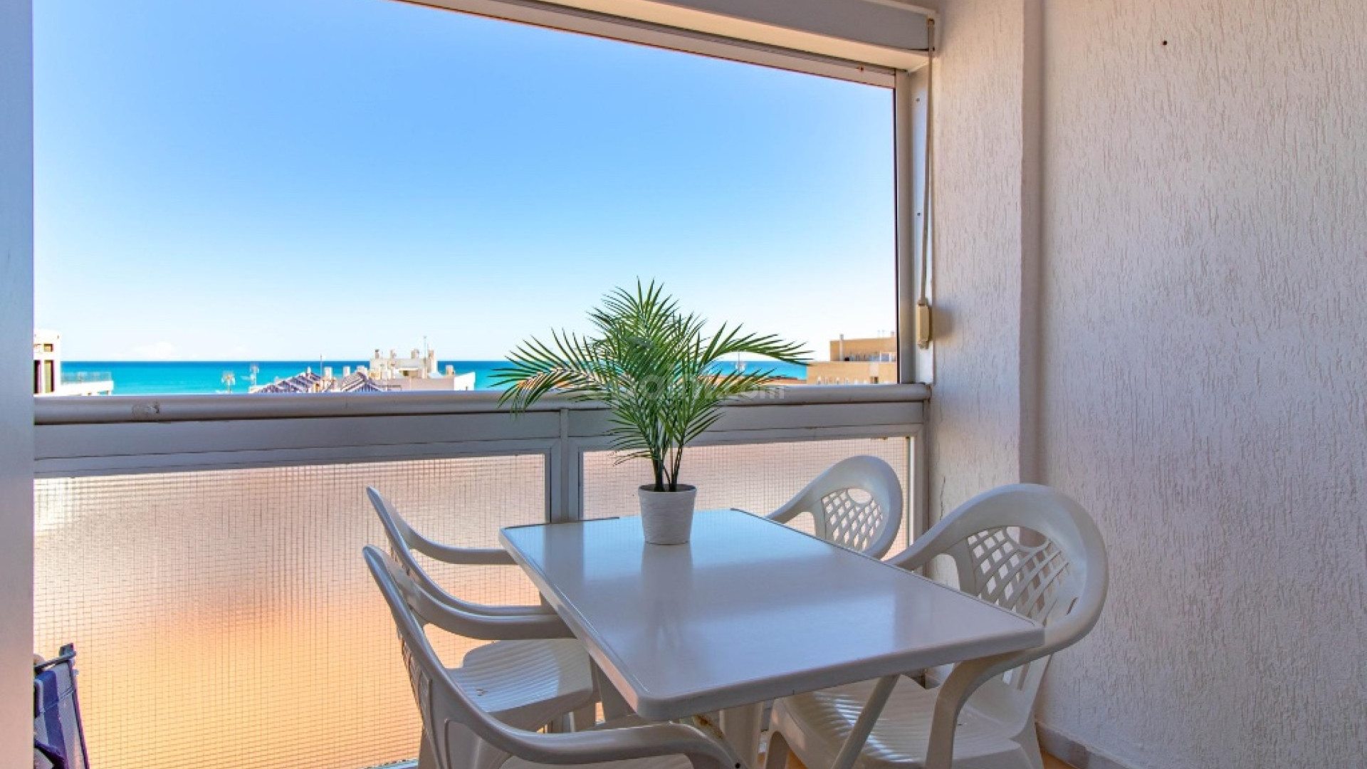 Resale - Wohnung -
La Mata