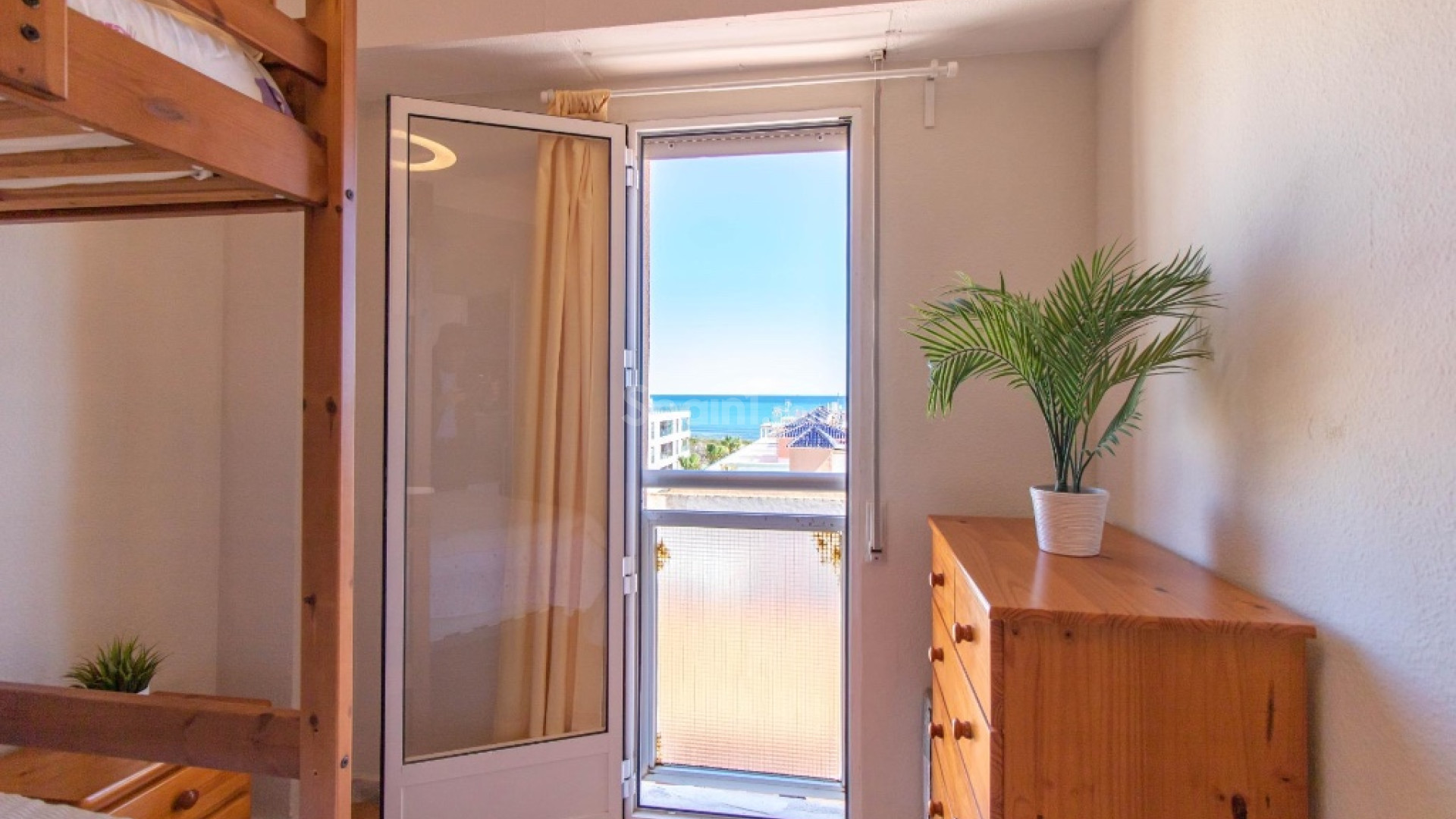 Resale - Wohnung -
La Mata