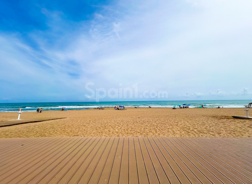 Resale - Wohnung -
La Mata