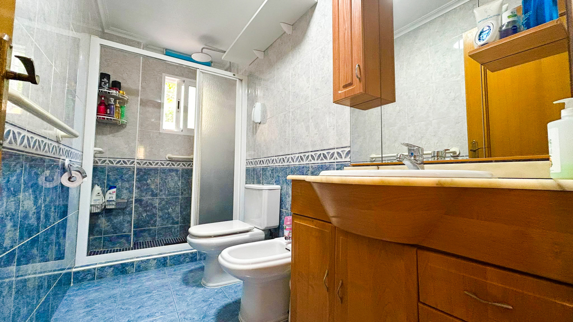 Resale - Wohnung -
La Mata