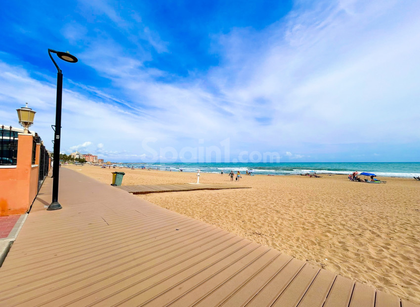Resale - Wohnung -
La Mata