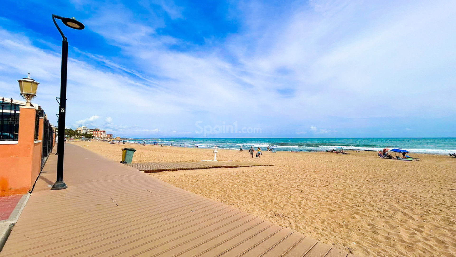 Resale - Wohnung -
La Mata