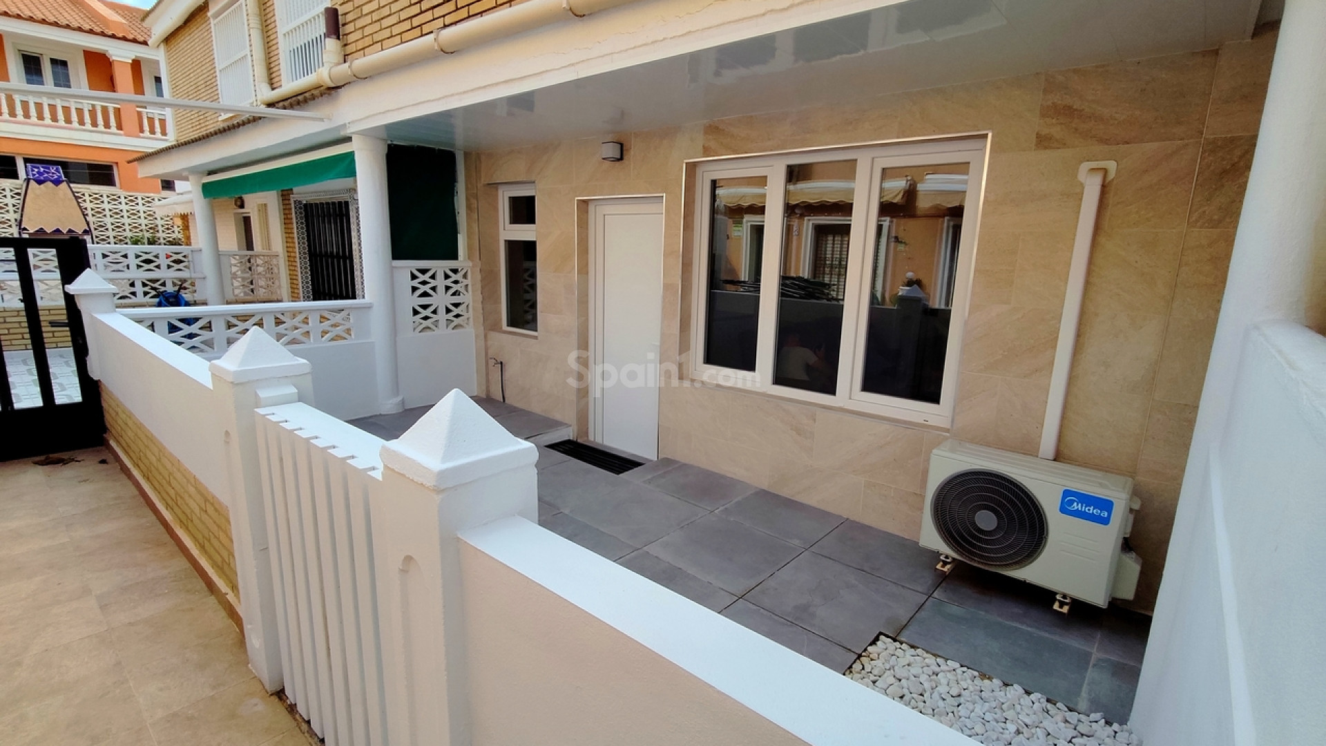 Resale - Wohnung -
La Mata