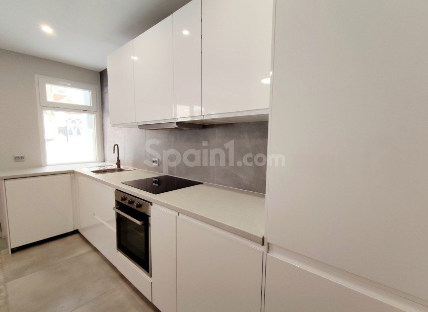 Resale - Wohnung -
La Mata