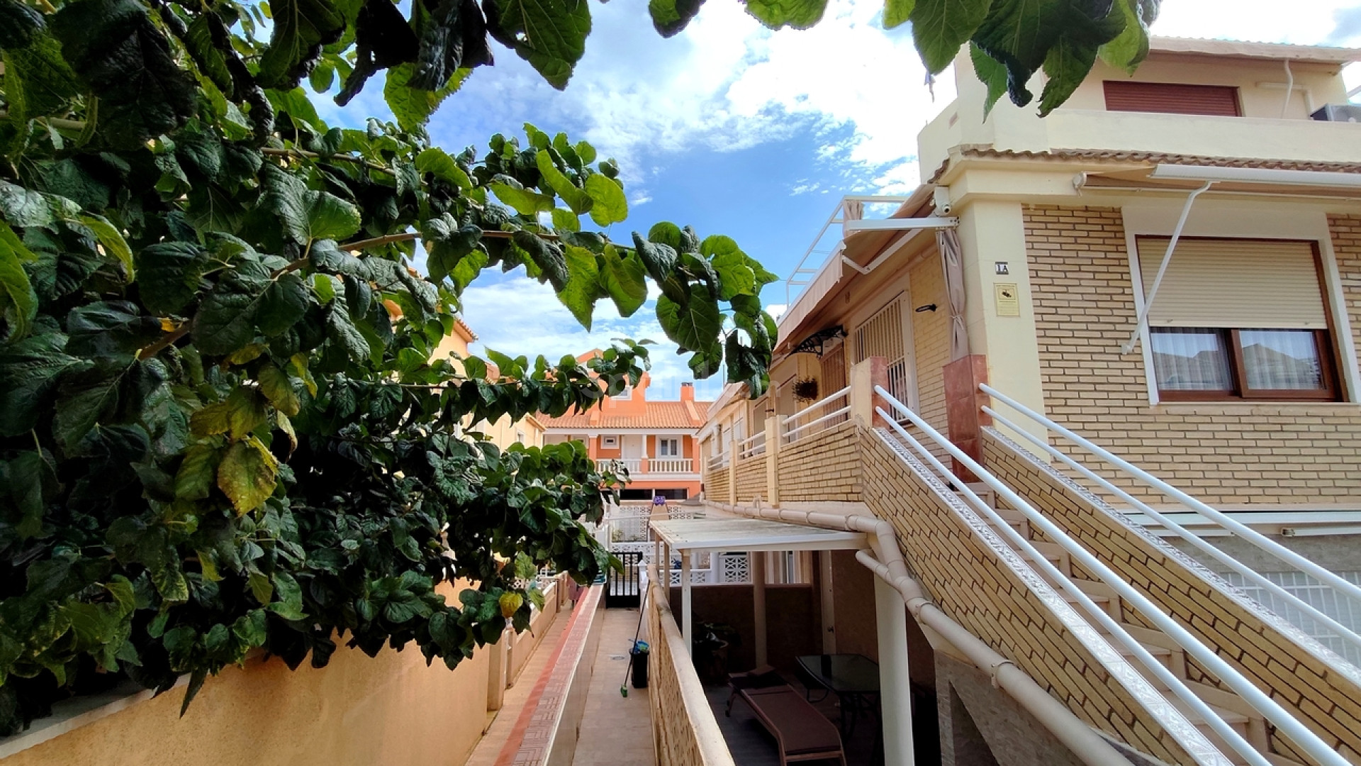 Resale - Wohnung -
La Mata