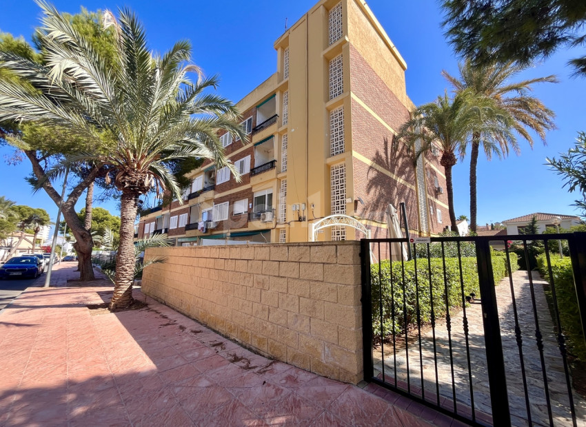 Resale - Wohnung -
La Zenia