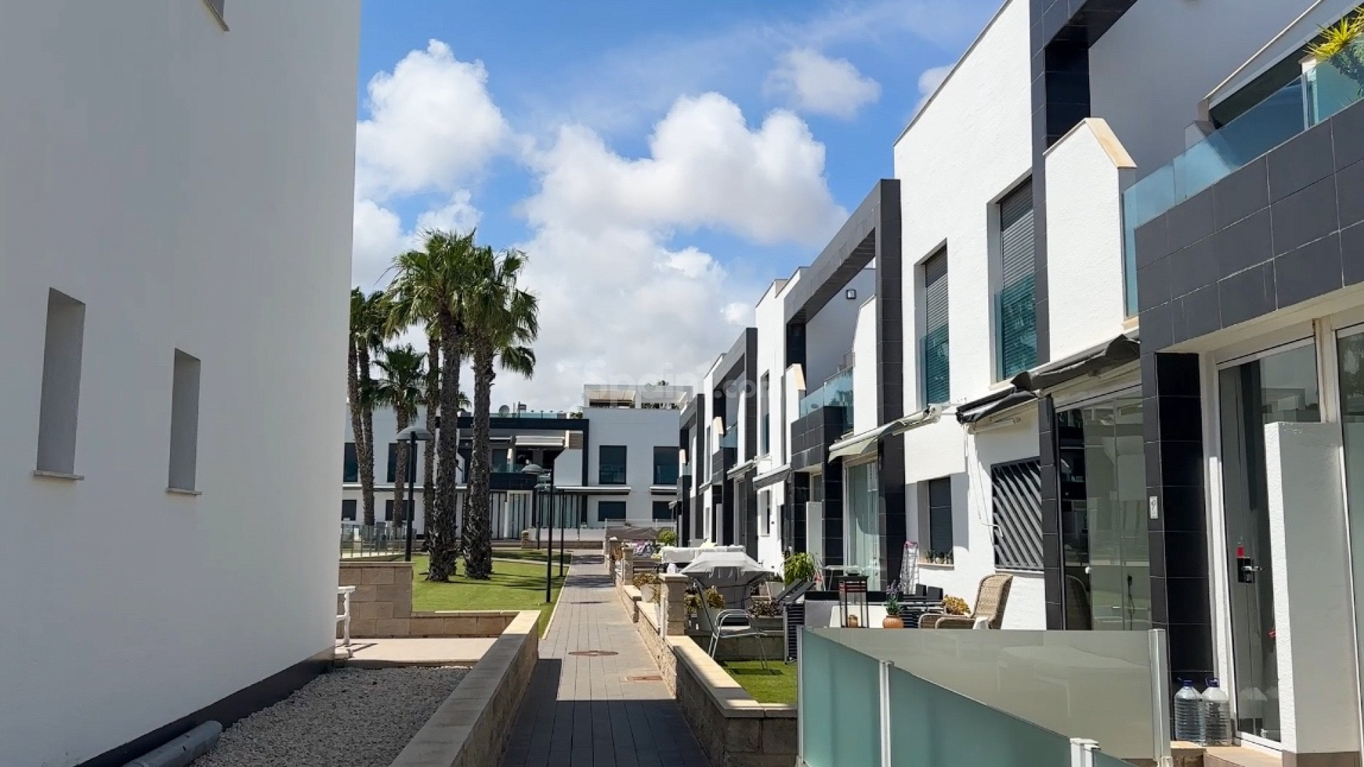 Resale - Wohnung -
La Zenia