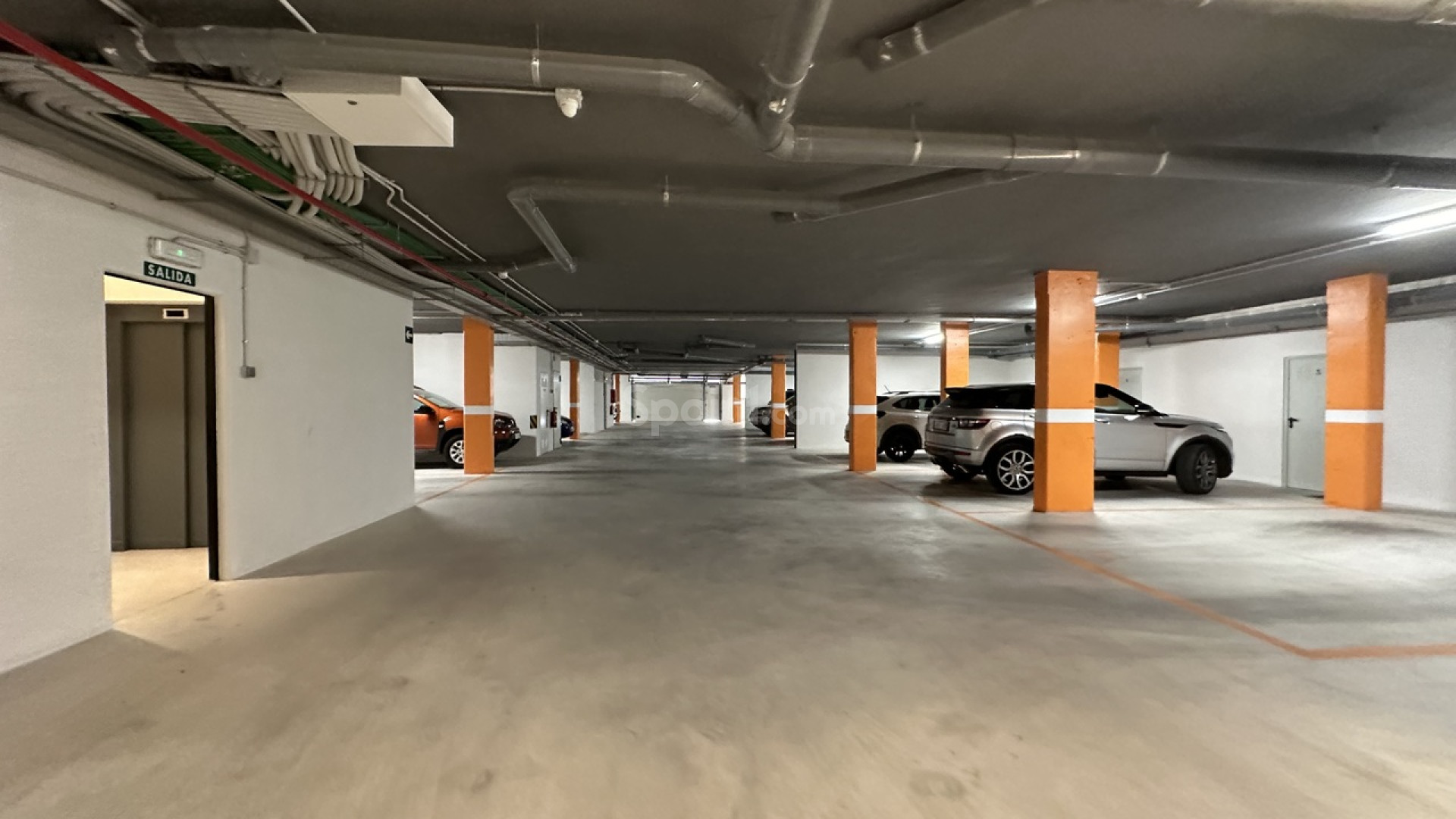 Resale - Wohnung -
Las Colinas Golf Resort