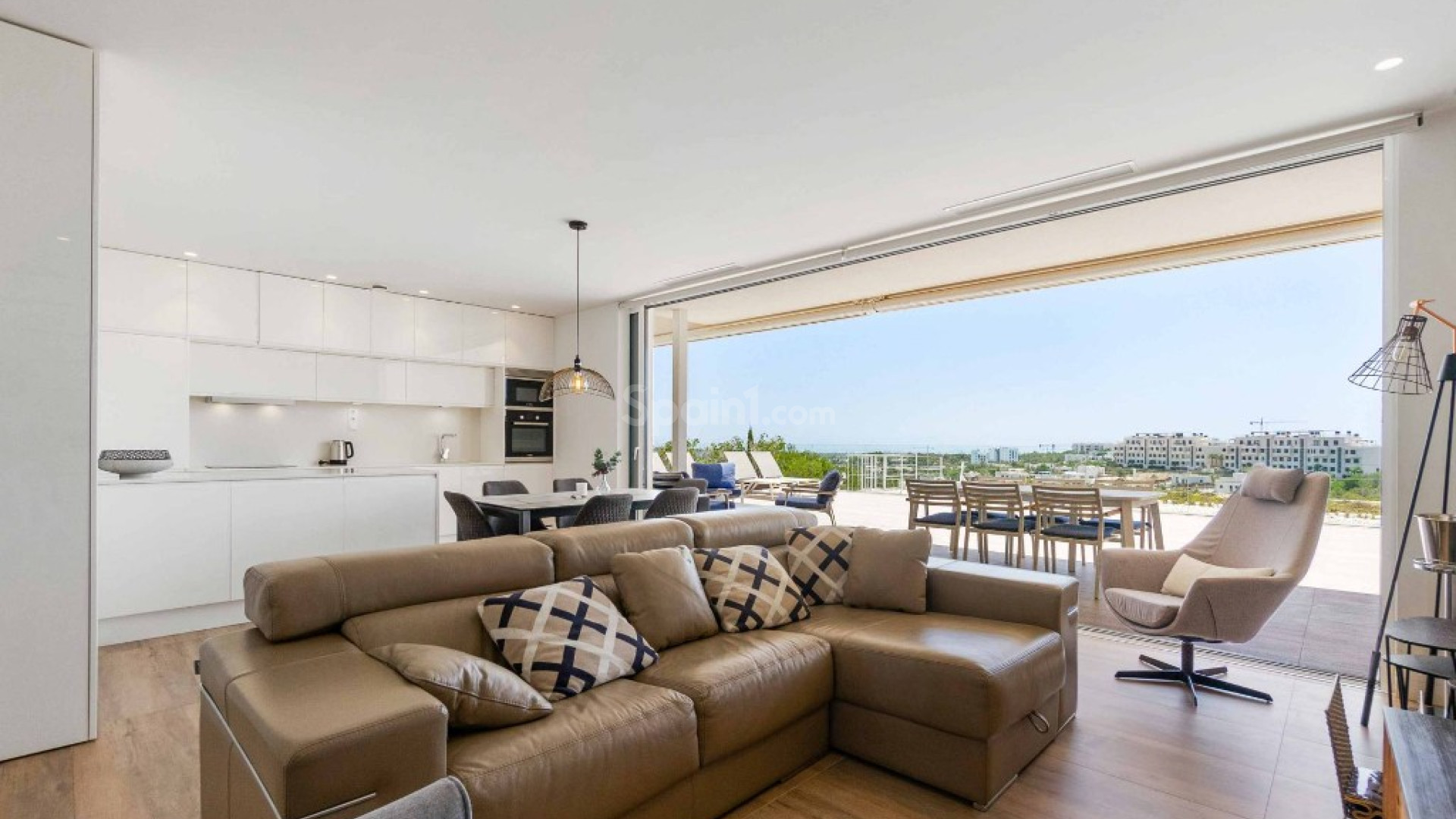 Resale - Wohnung -
Las Colinas - Las Colinas Golf