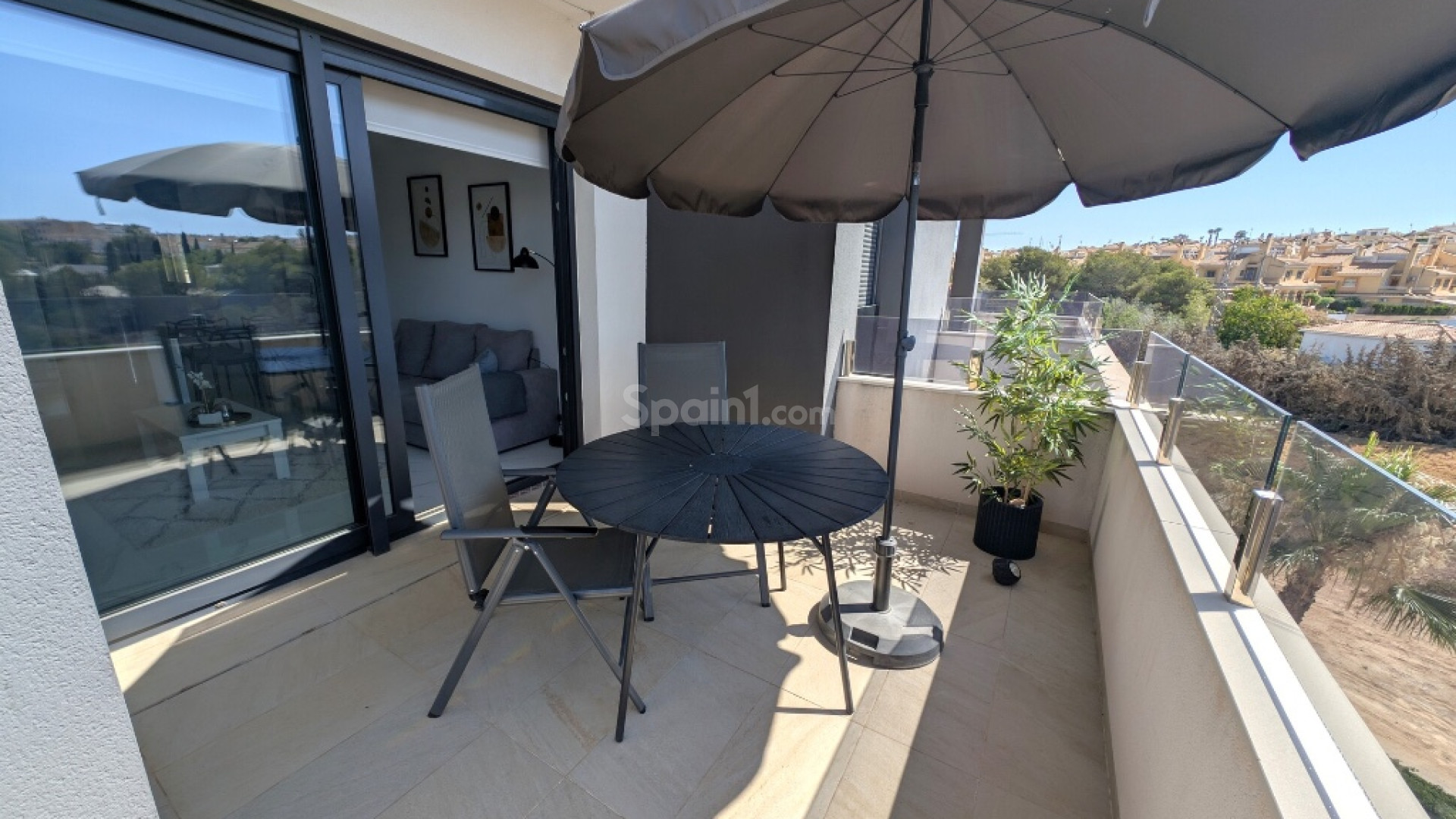 Resale - Wohnung -
Los Altos