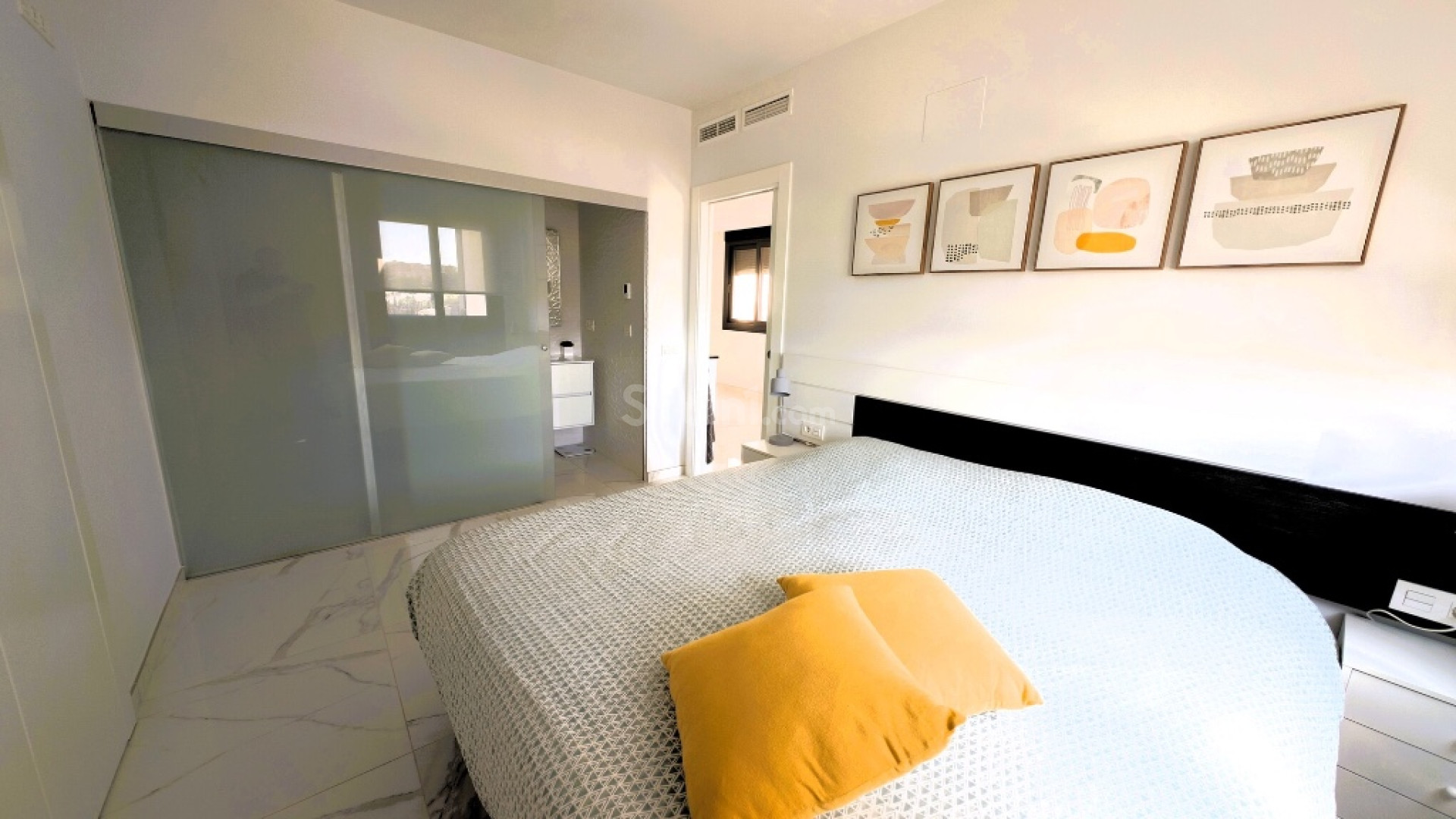 Resale - Wohnung -
Los Altos