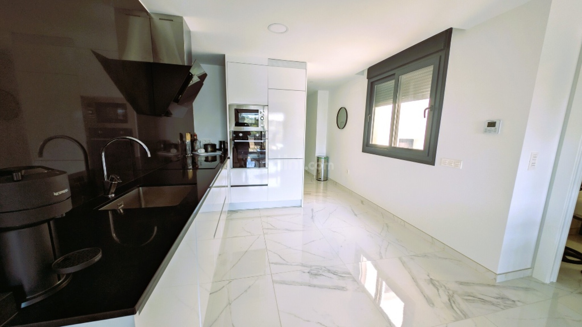 Resale - Wohnung -
Los Altos