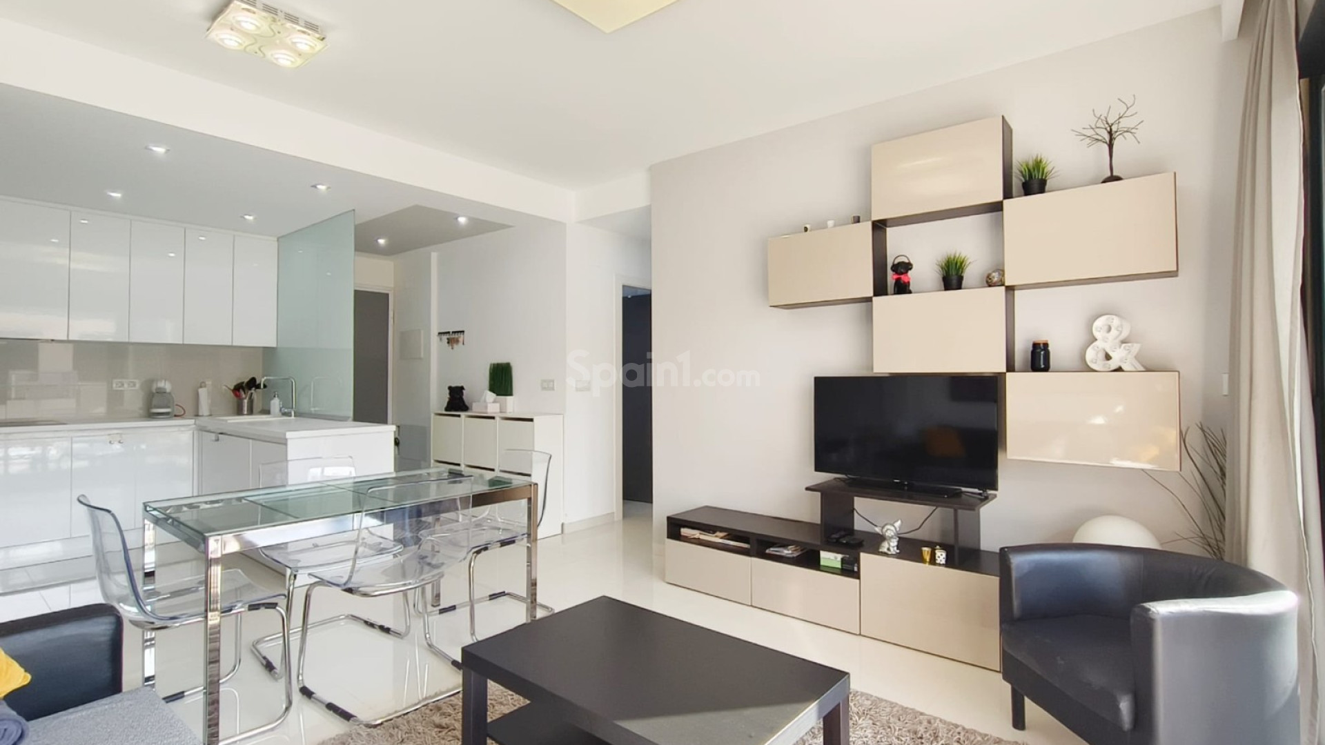 Resale - Wohnung -
Mil Palmeras