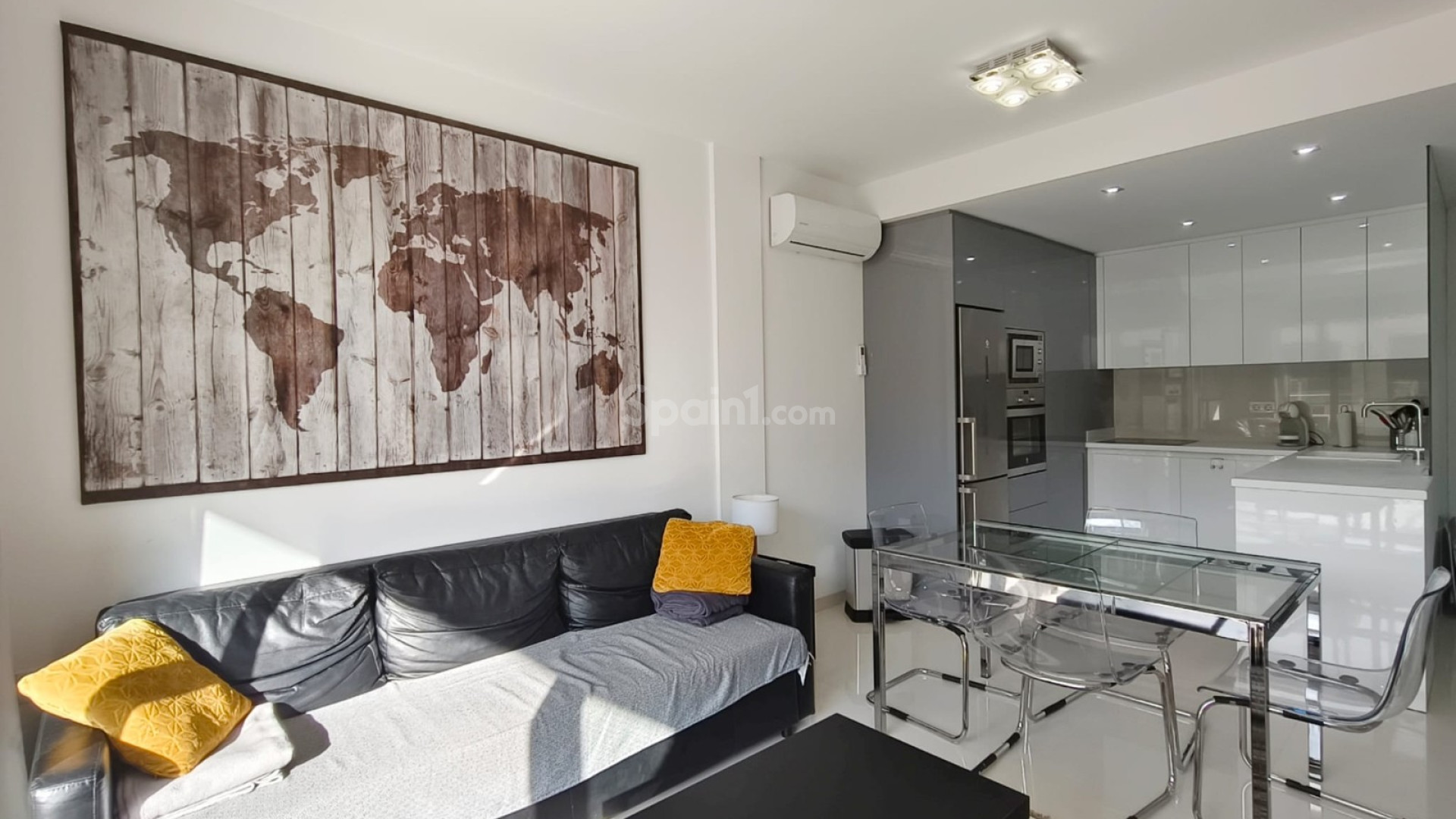 Resale - Wohnung -
Mil Palmeras