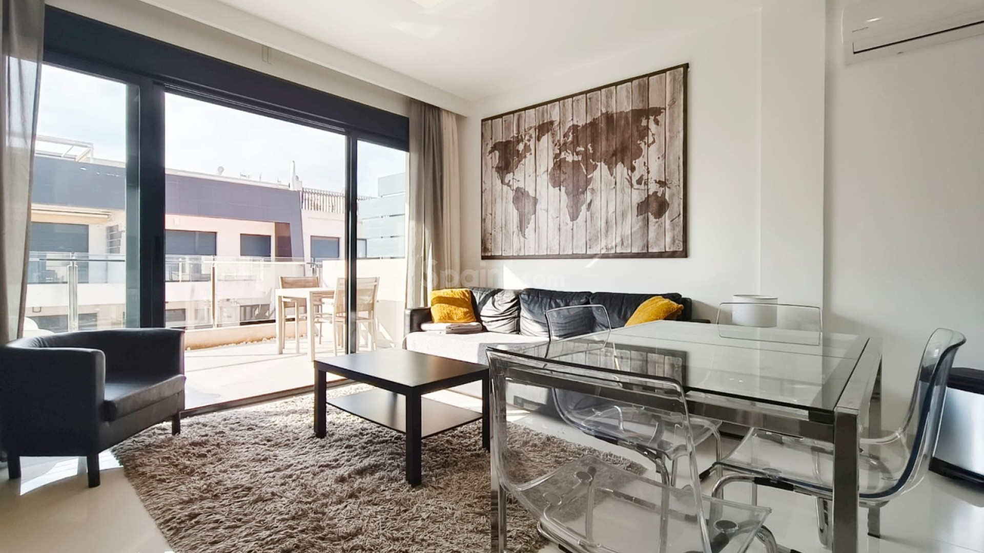 Resale - Wohnung -
Mil Palmeras