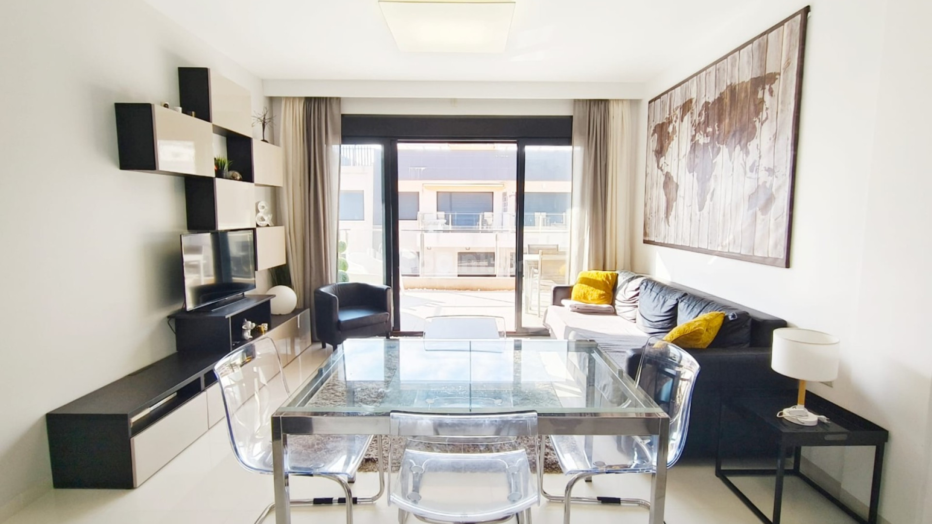 Resale - Wohnung -
Mil Palmeras