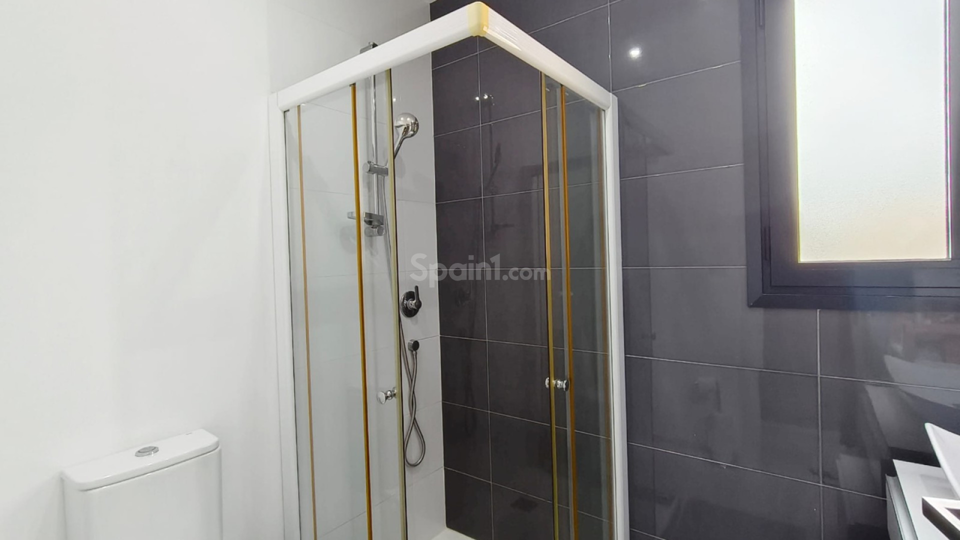 Resale - Wohnung -
Mil Palmeras