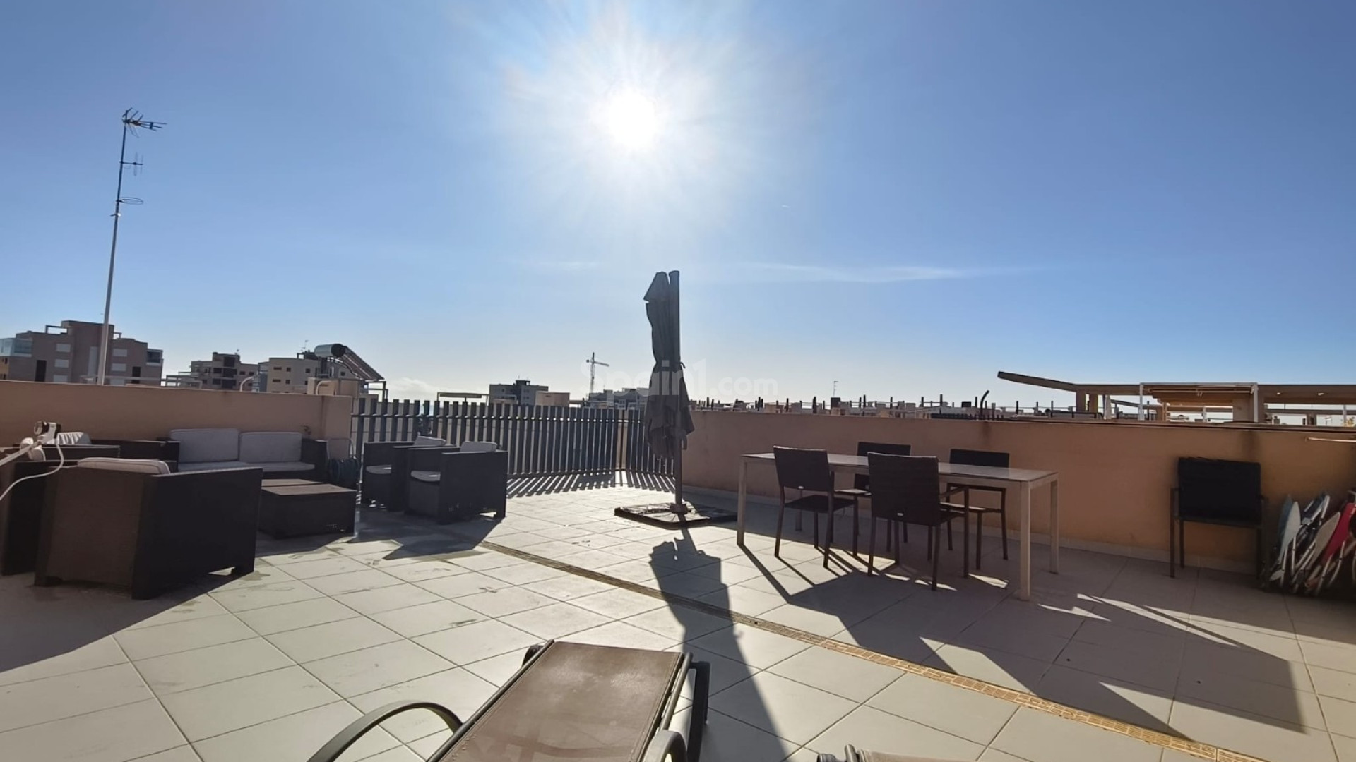 Resale - Wohnung -
Mil Palmeras