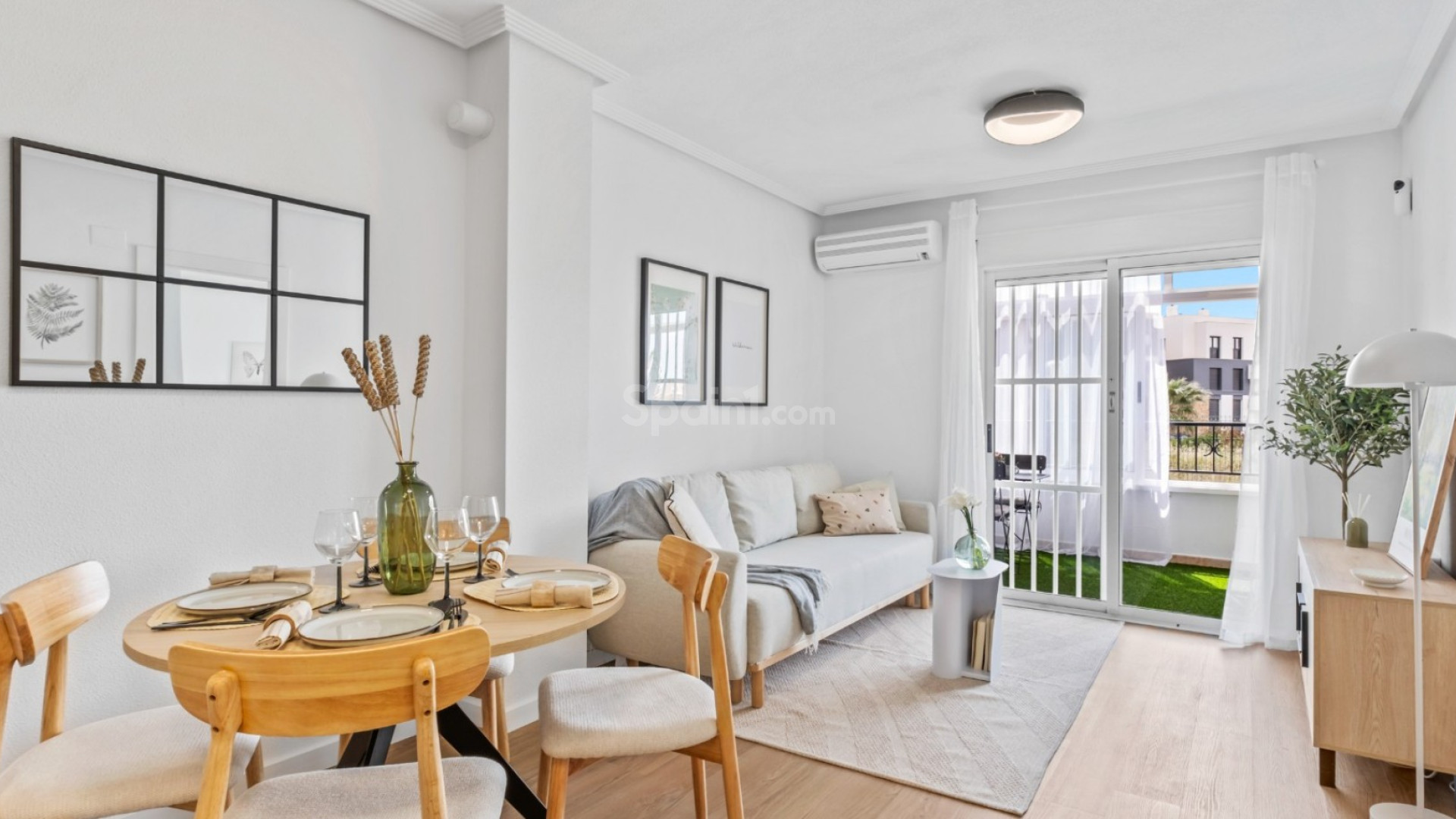 Resale - Wohnung -
Orihuela Costa - La Florida