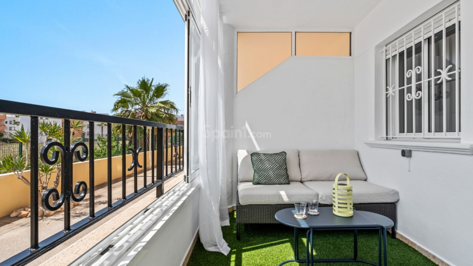 Resale - Wohnung -
Orihuela Costa - La Florida