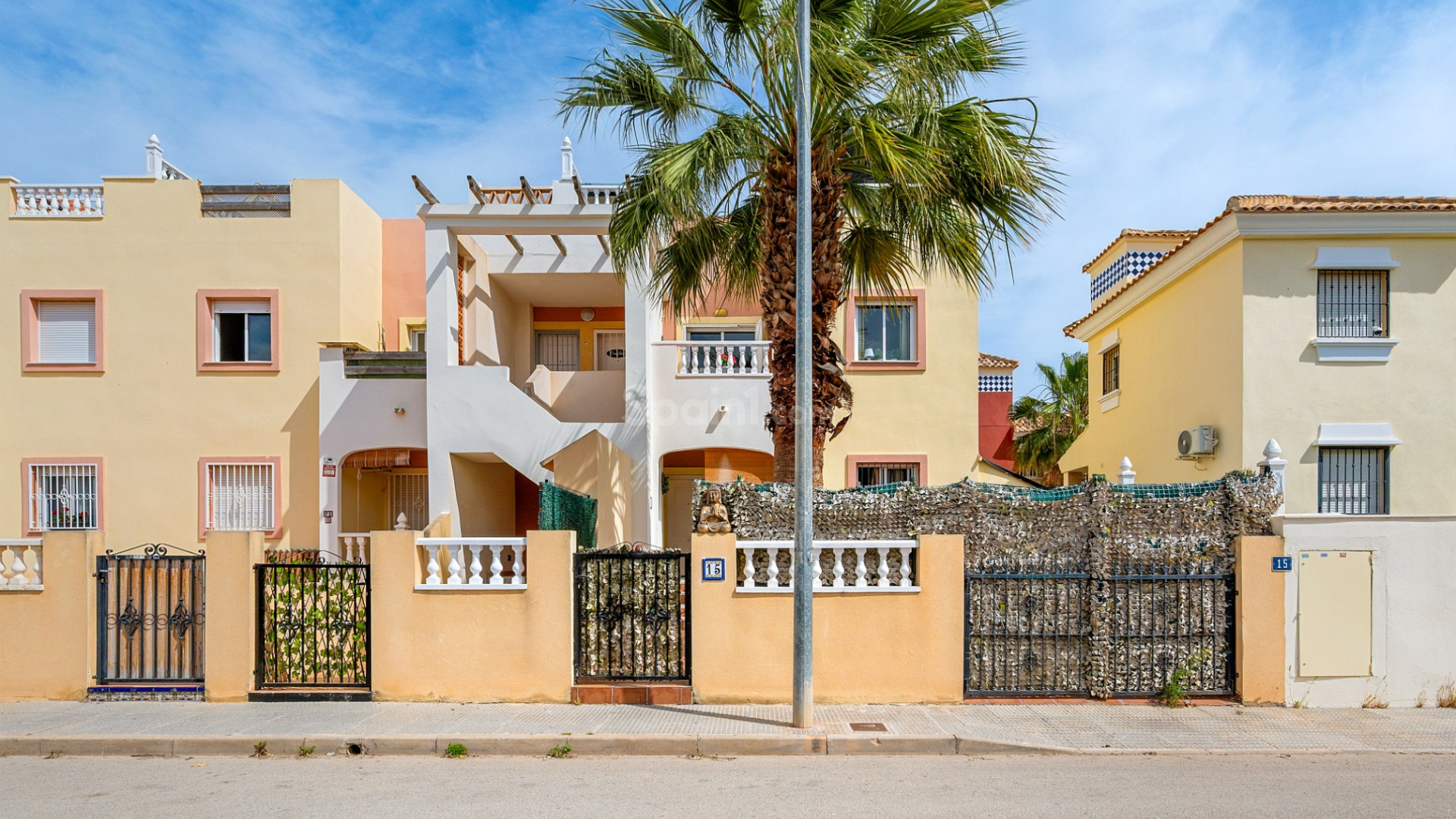 Resale - Wohnung -
Orihuela Costa - La Zenia