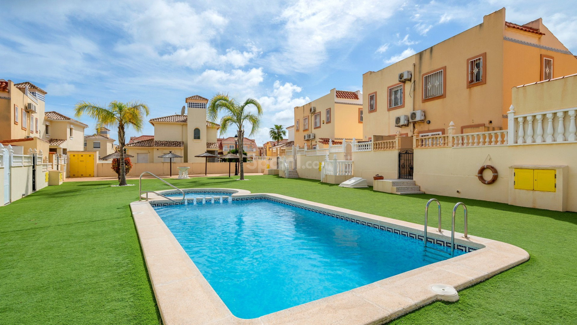 Resale - Wohnung -
Orihuela Costa - La Zenia