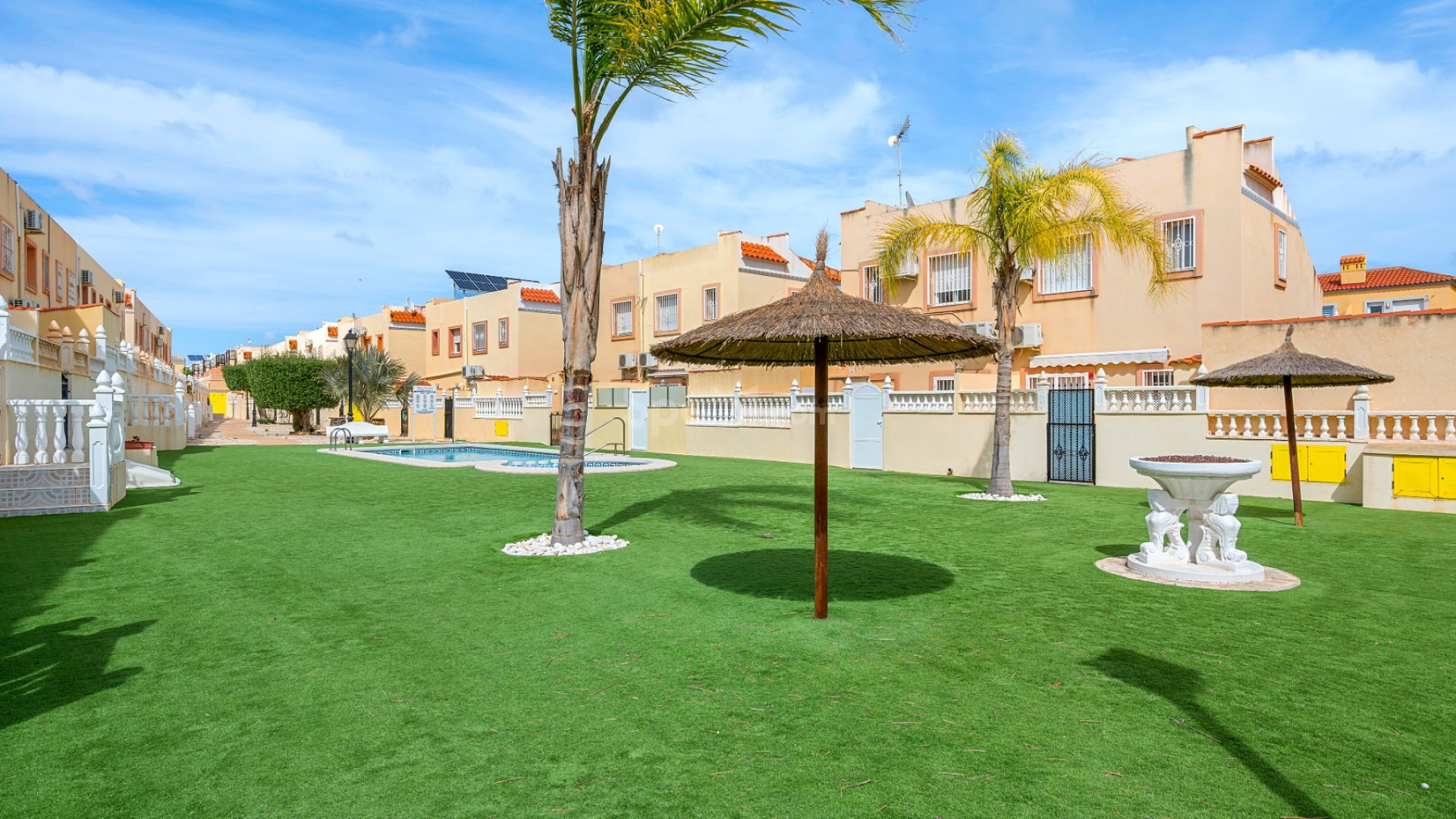Resale - Wohnung -
Orihuela Costa - La Zenia
