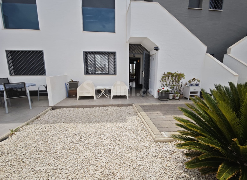 Resale - Wohnung -
Orihuela Costa - La Zenia