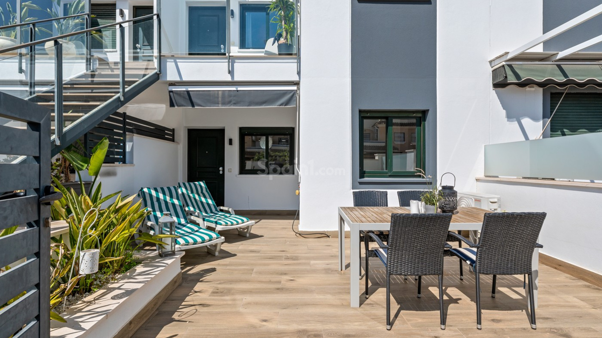 Resale - Wohnung -
Orihuela Costa - La Zenia