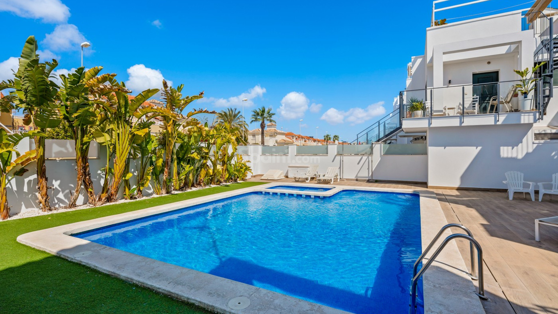 Resale - Wohnung -
Orihuela Costa - La Zenia