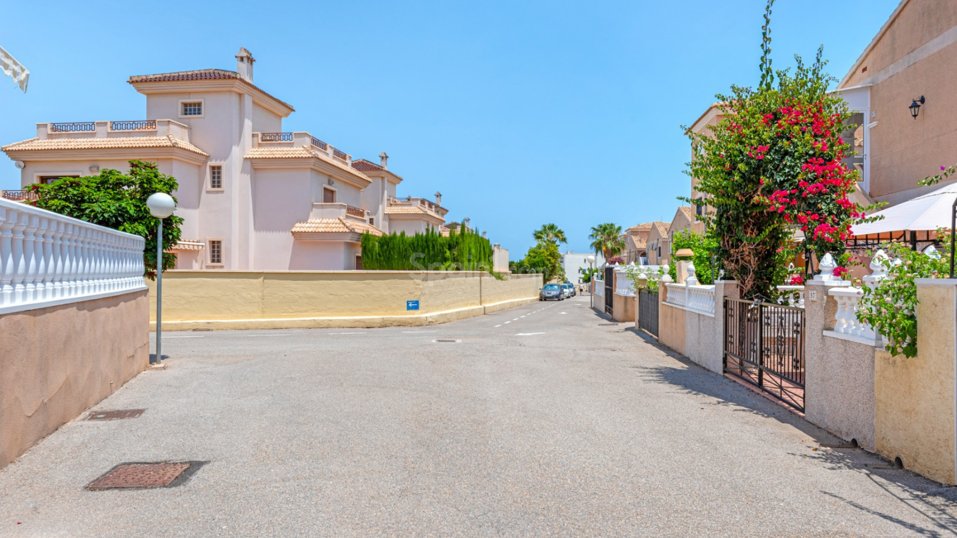 Resale - Wohnung -
Orihuela Costa - La Zenia